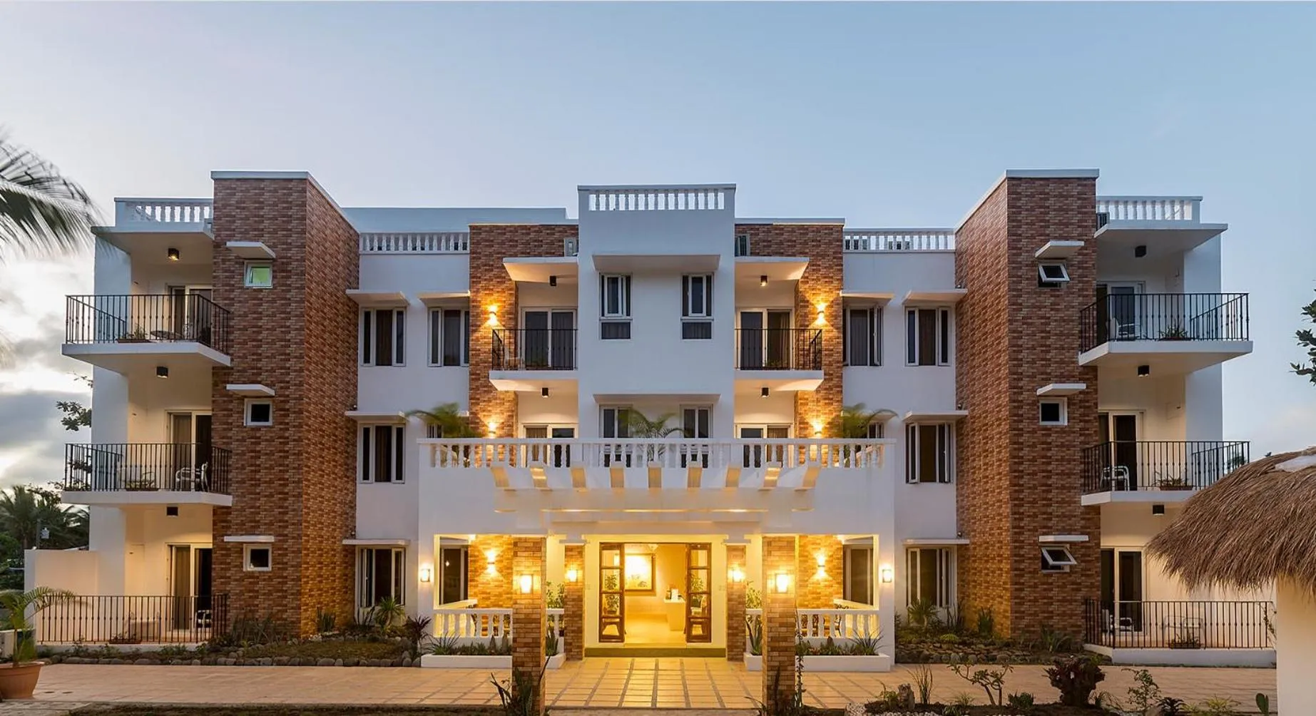 Property building in Bernardo's Lantia Hotel