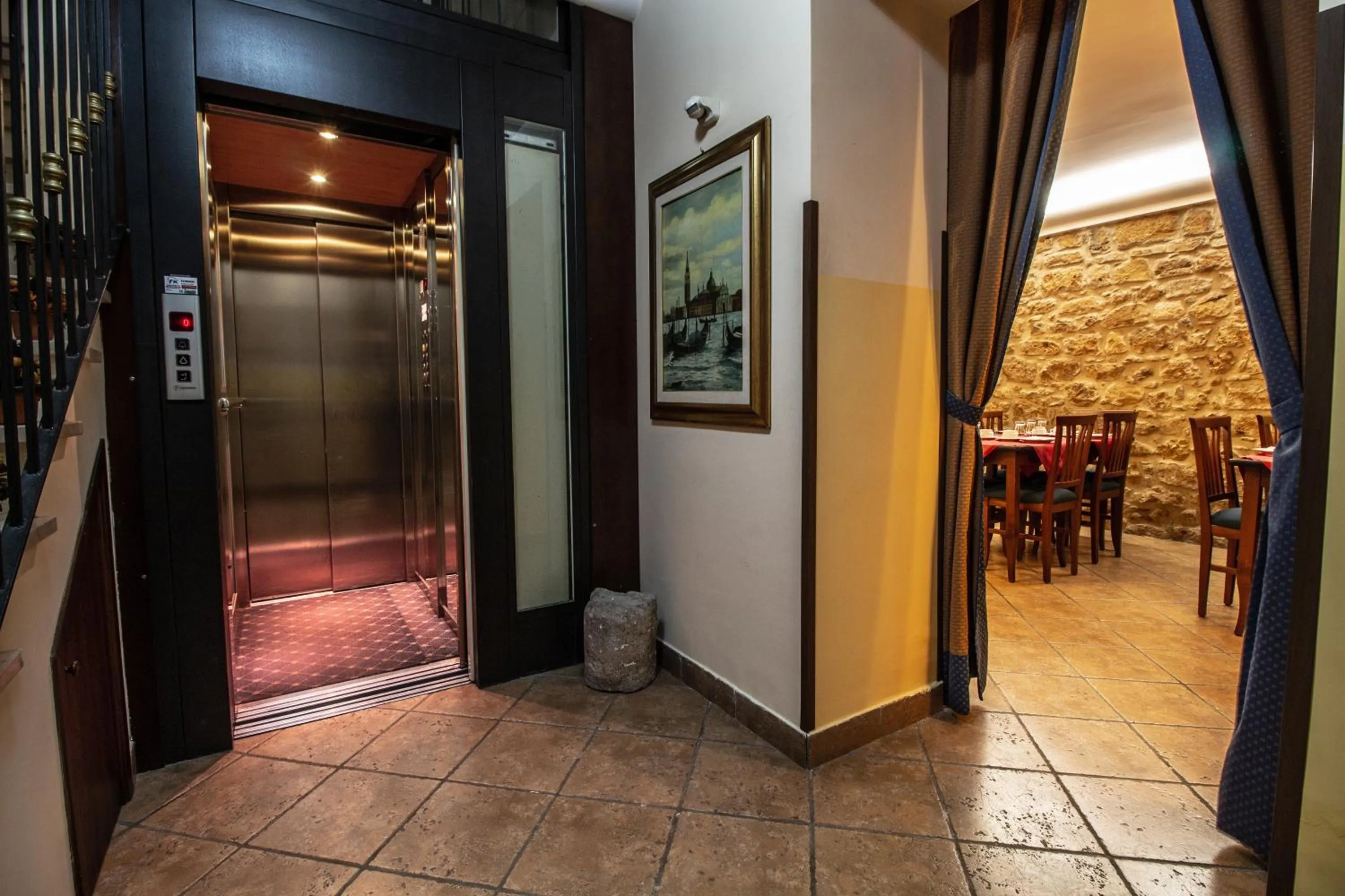 Area and facilities in Hotel Gangi