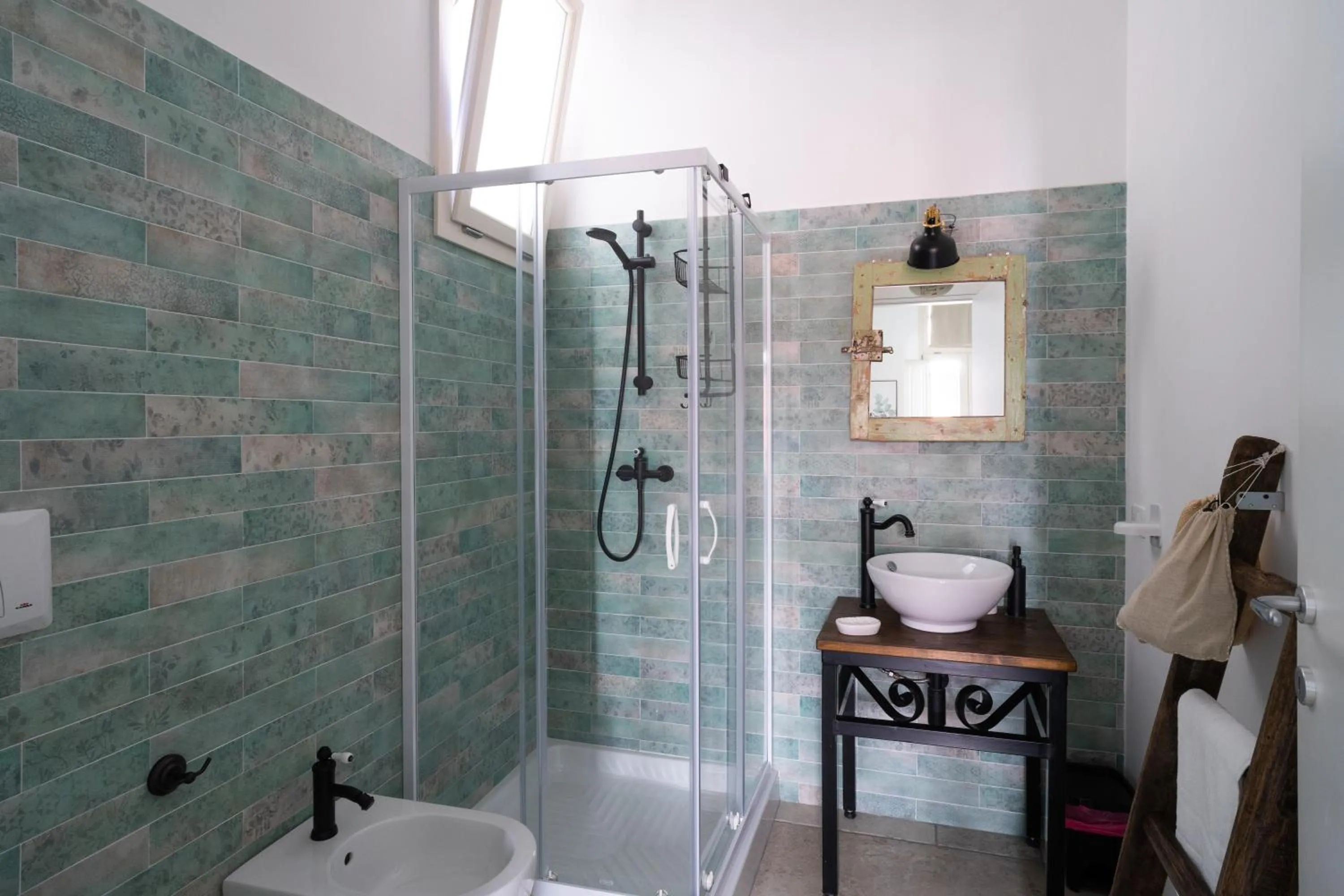 Bathroom in Li Perrini Boutique B&B