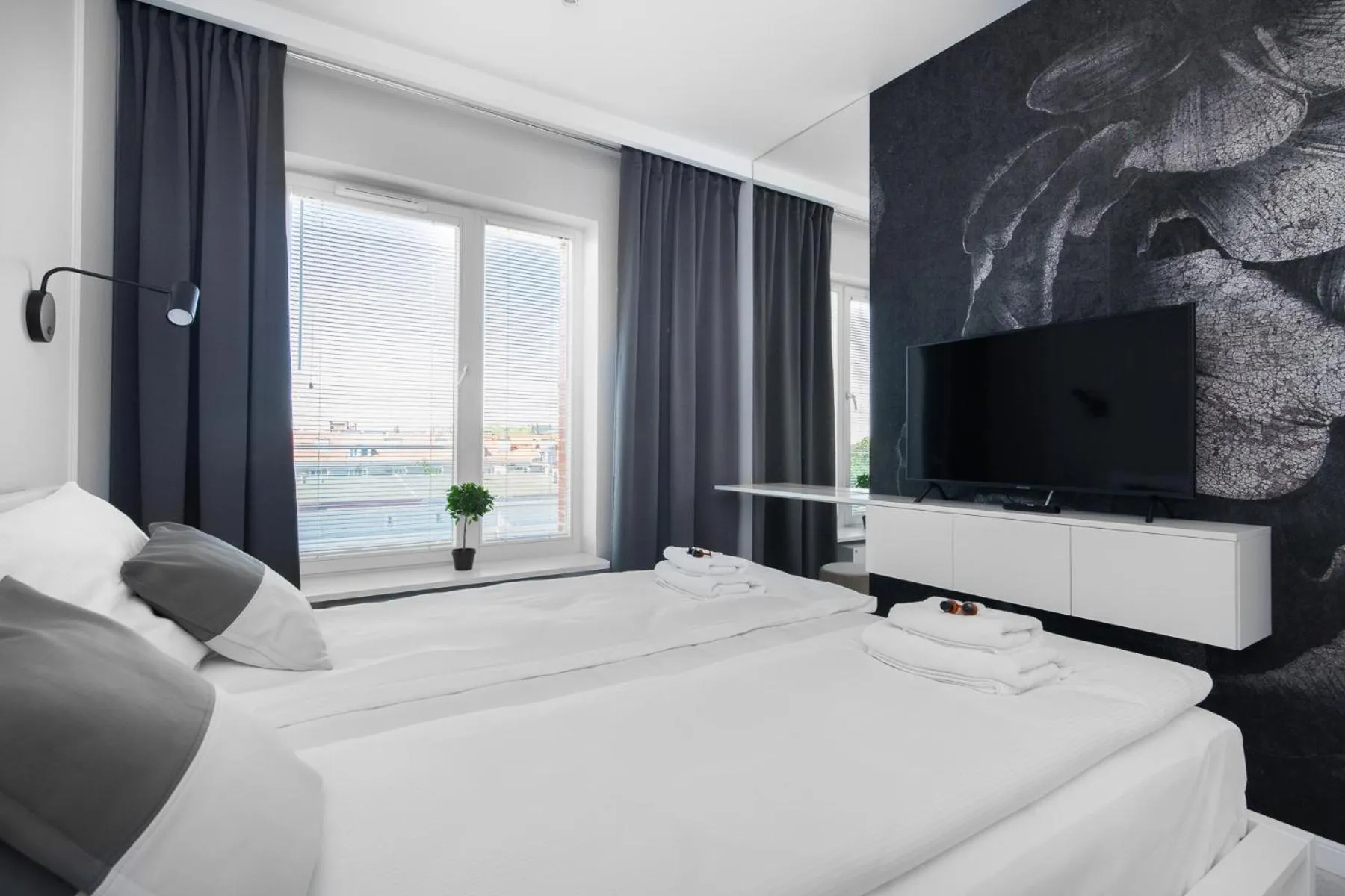 Bedroom, Bed in City Break Gdańsk Rajska 8 Apartamenty