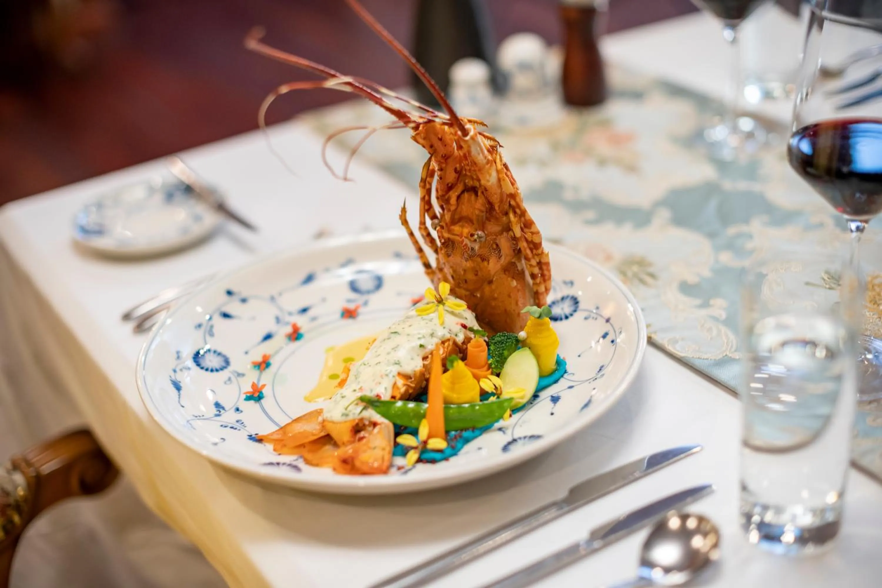 Food in Heritage Cruises Binh Chuan Cat Ba Archipelago