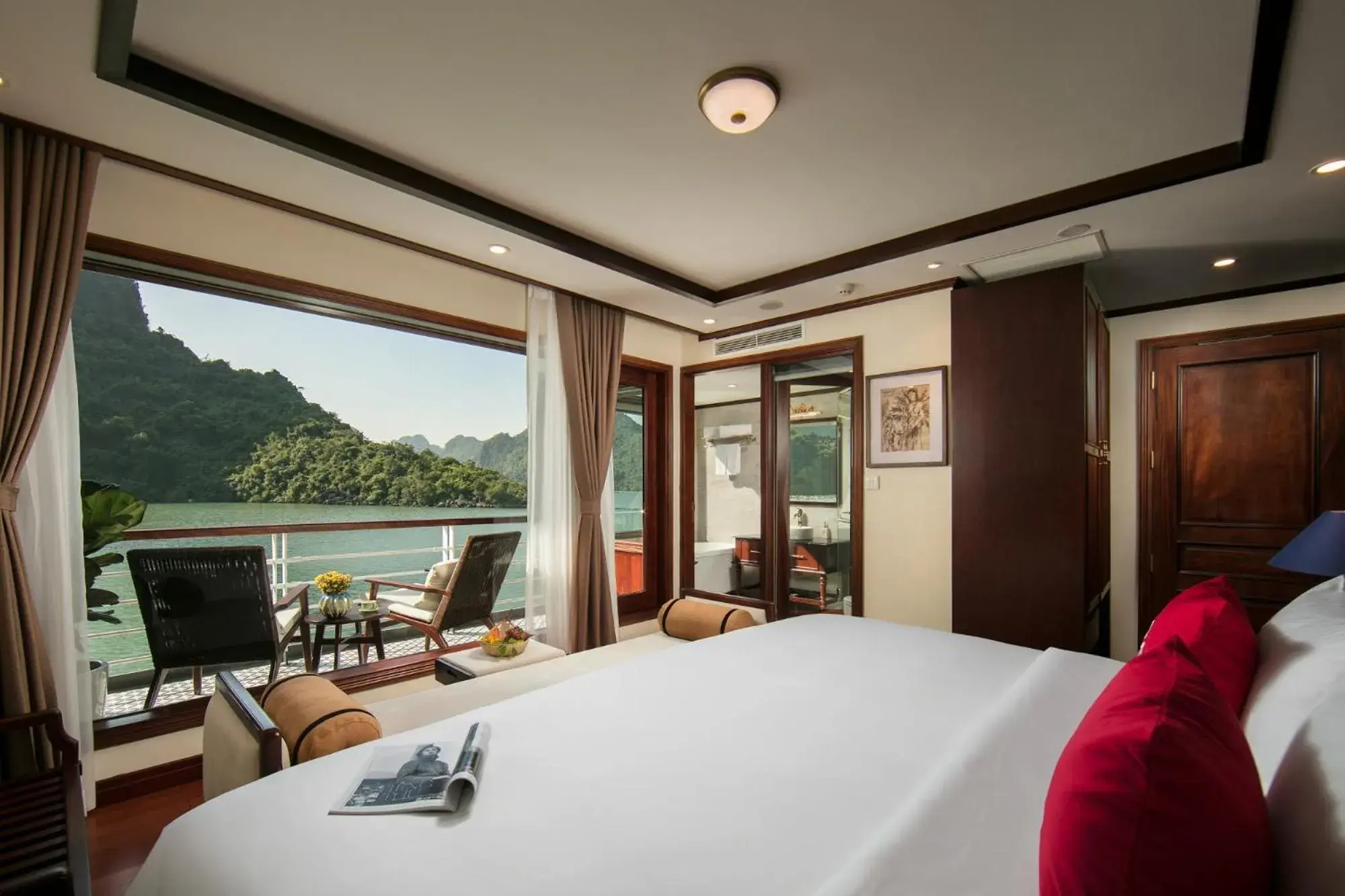Delta Suite with Private Balcony - single occupancy in Heritage Cruises Binh Chuan Cat Ba Archipelago Delta Suite with Private Balcony - single occupancy in Heritage Cruises Binh Chuan Cat Ba Archipelago