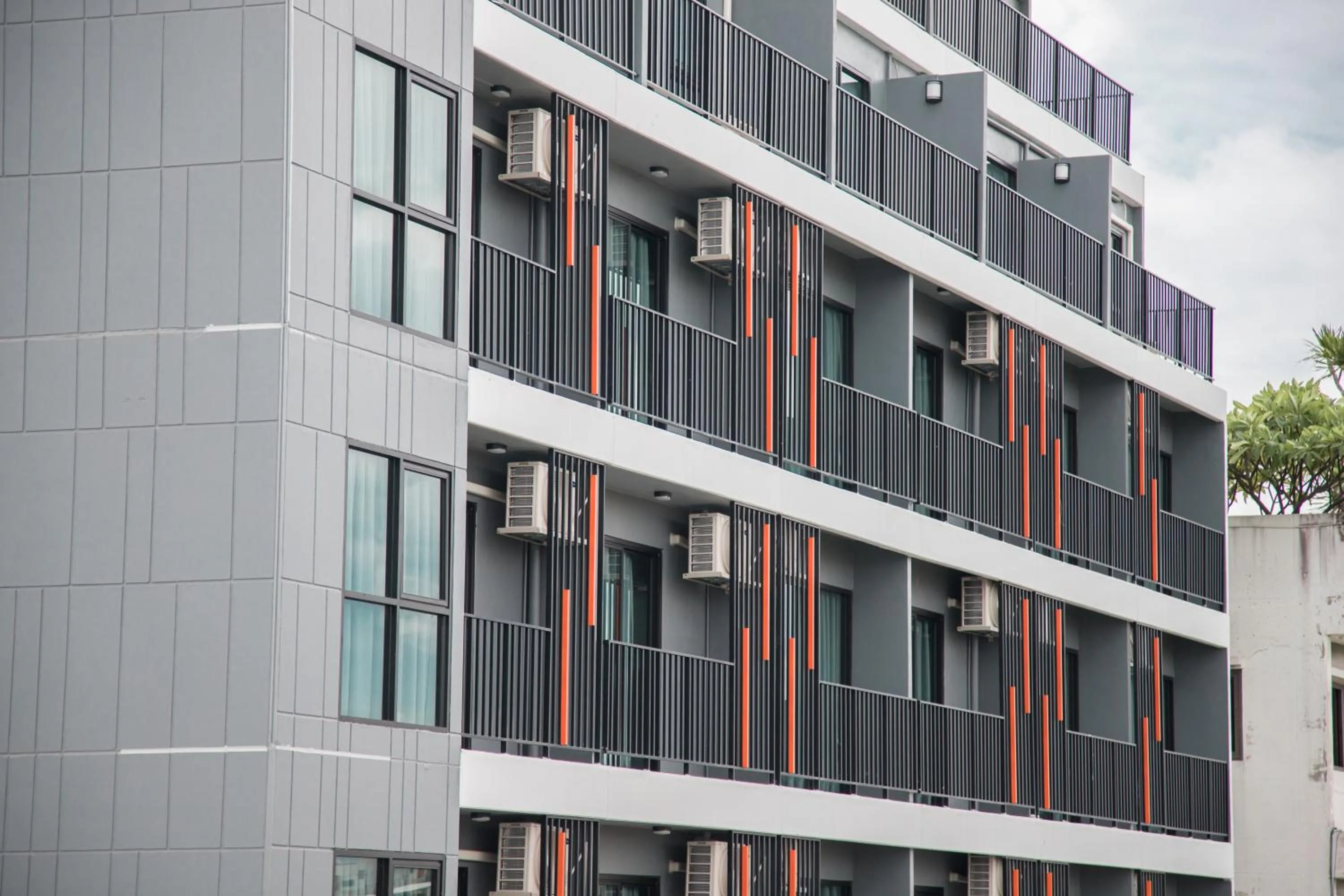 Property building in Hallton Hotel Bangkok