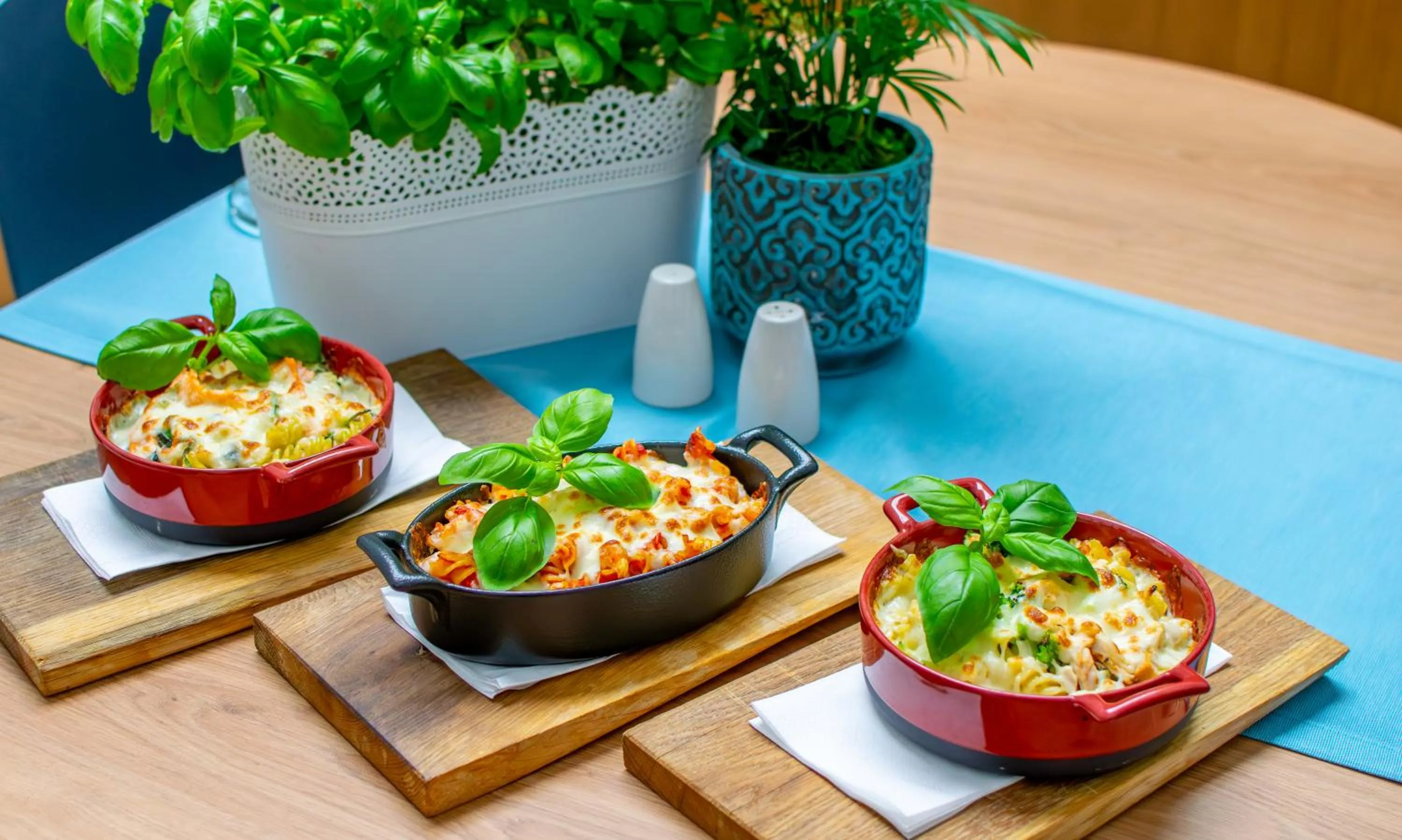 Restaurant/places to eat in Seaside Park Hotel