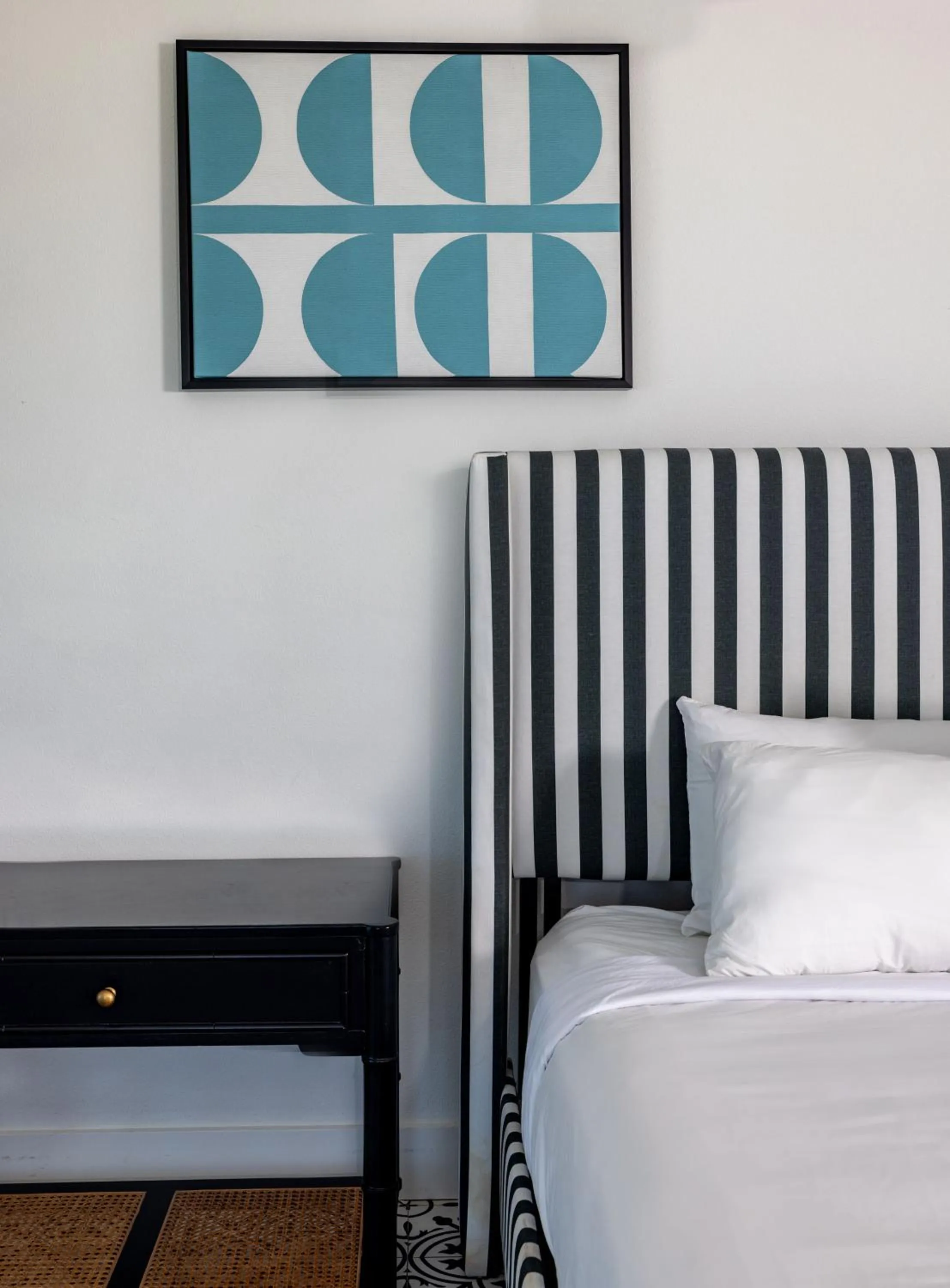 Bed in Tropic Isle At Anna Maria Island Inn