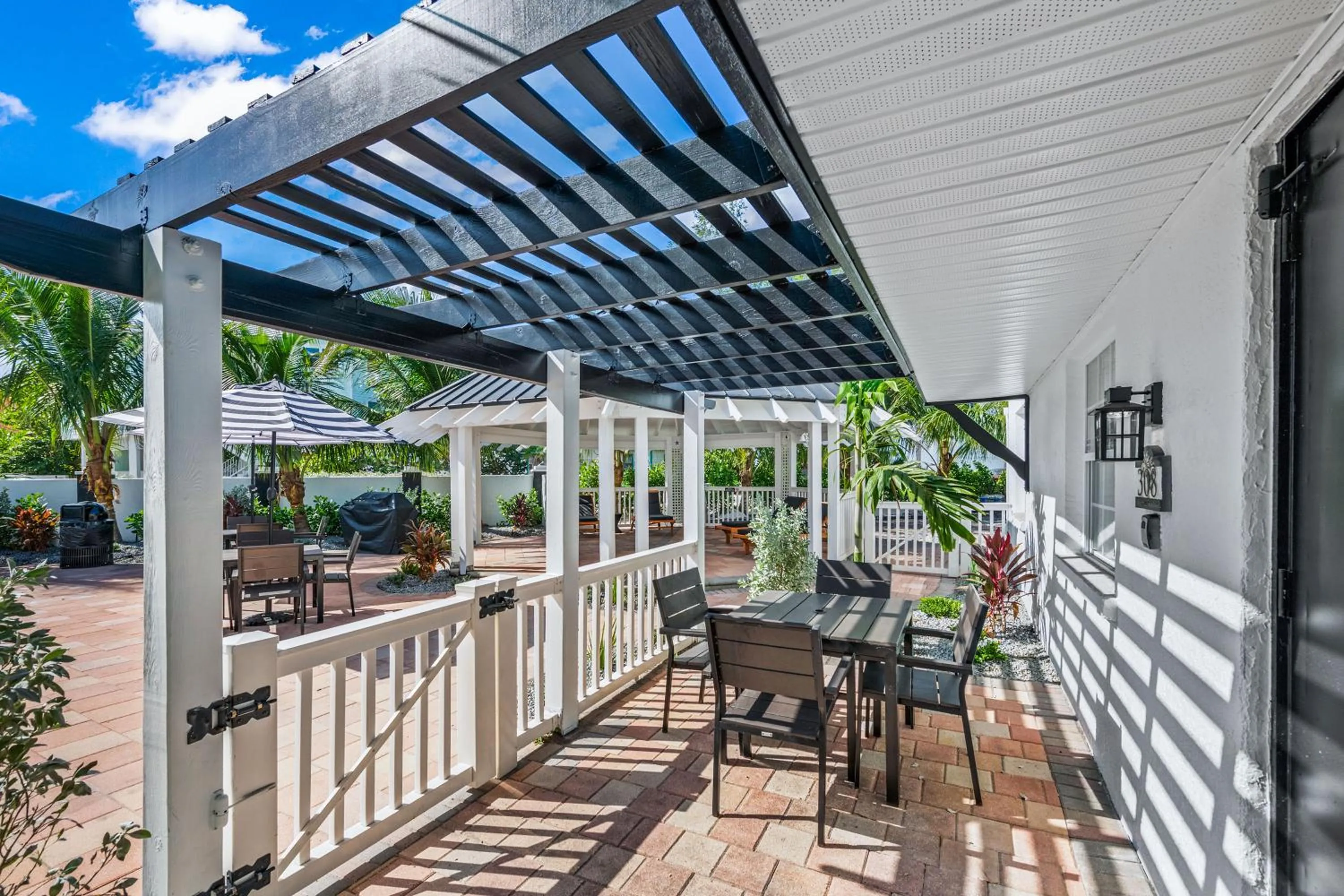 Patio in Tropic Isle At Anna Maria Island Inn