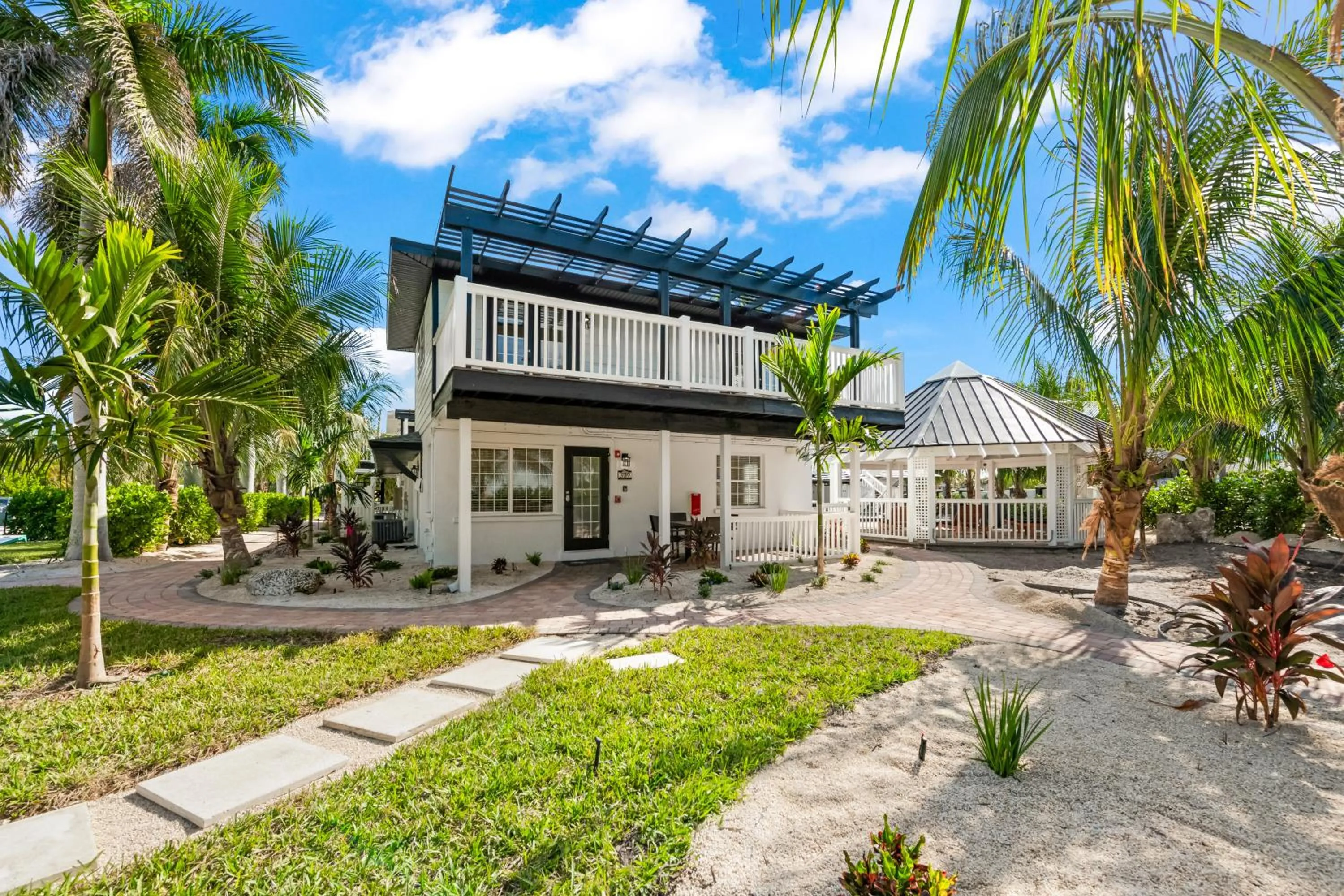 Property building in Tropic Isle At Anna Maria Island Inn