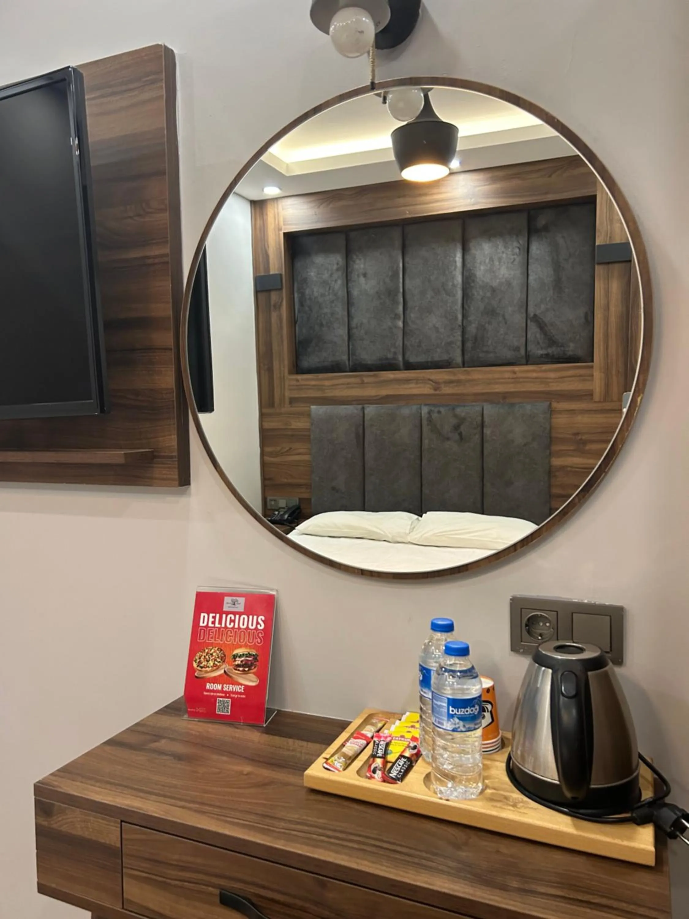 Coffee/tea facilities in Basilissis Hotel