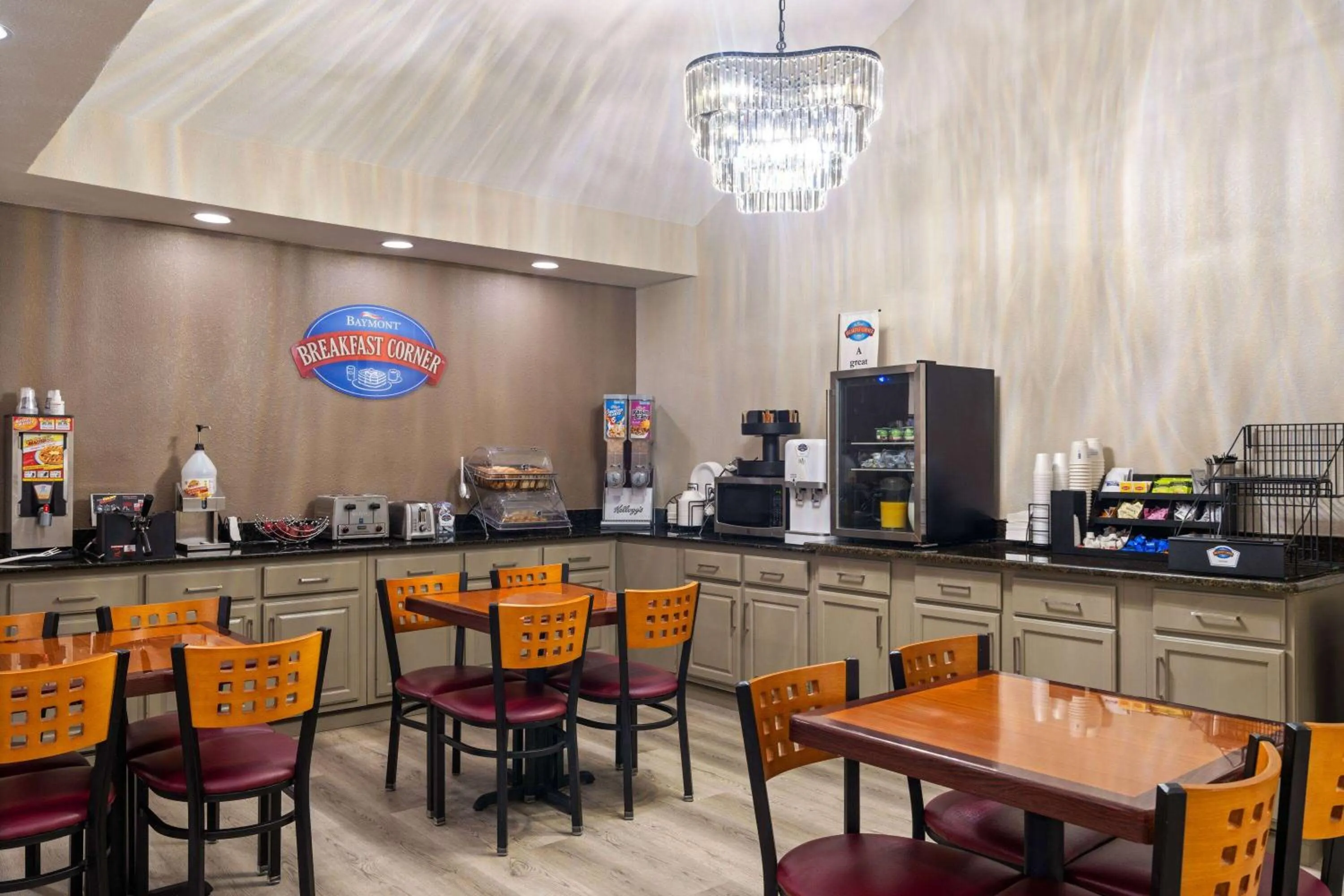 Breakfast in Baymont by Wyndham Kingsland