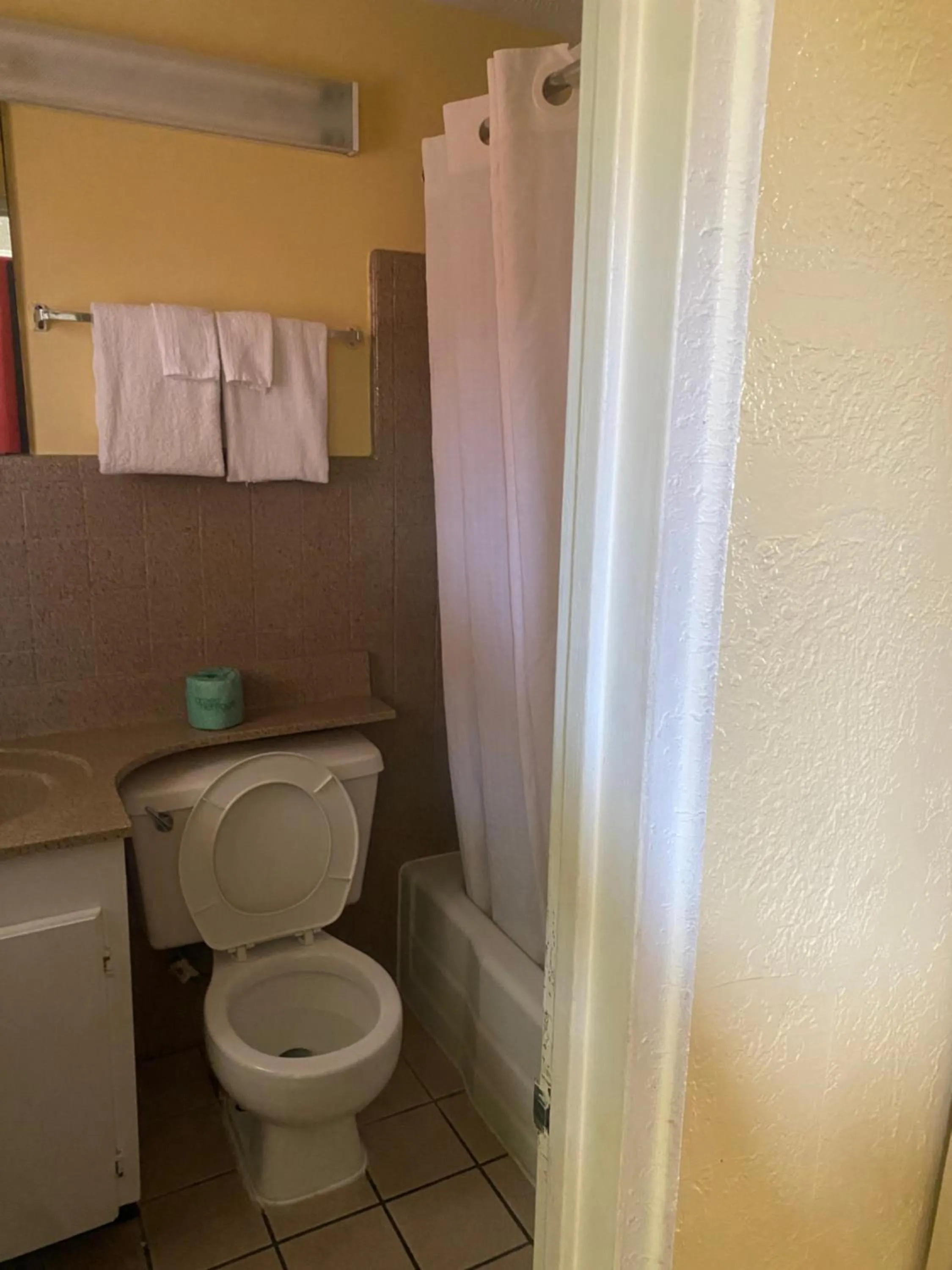 Royal Palace Inn and Suites Myrtle Beach Ocean Blvd