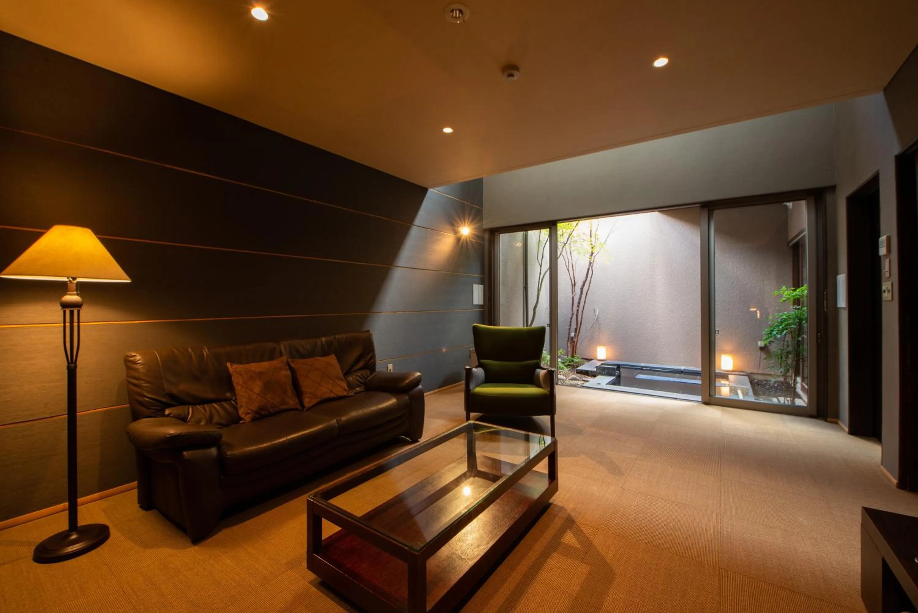 Living room, Bed in Kotengu Sanroji