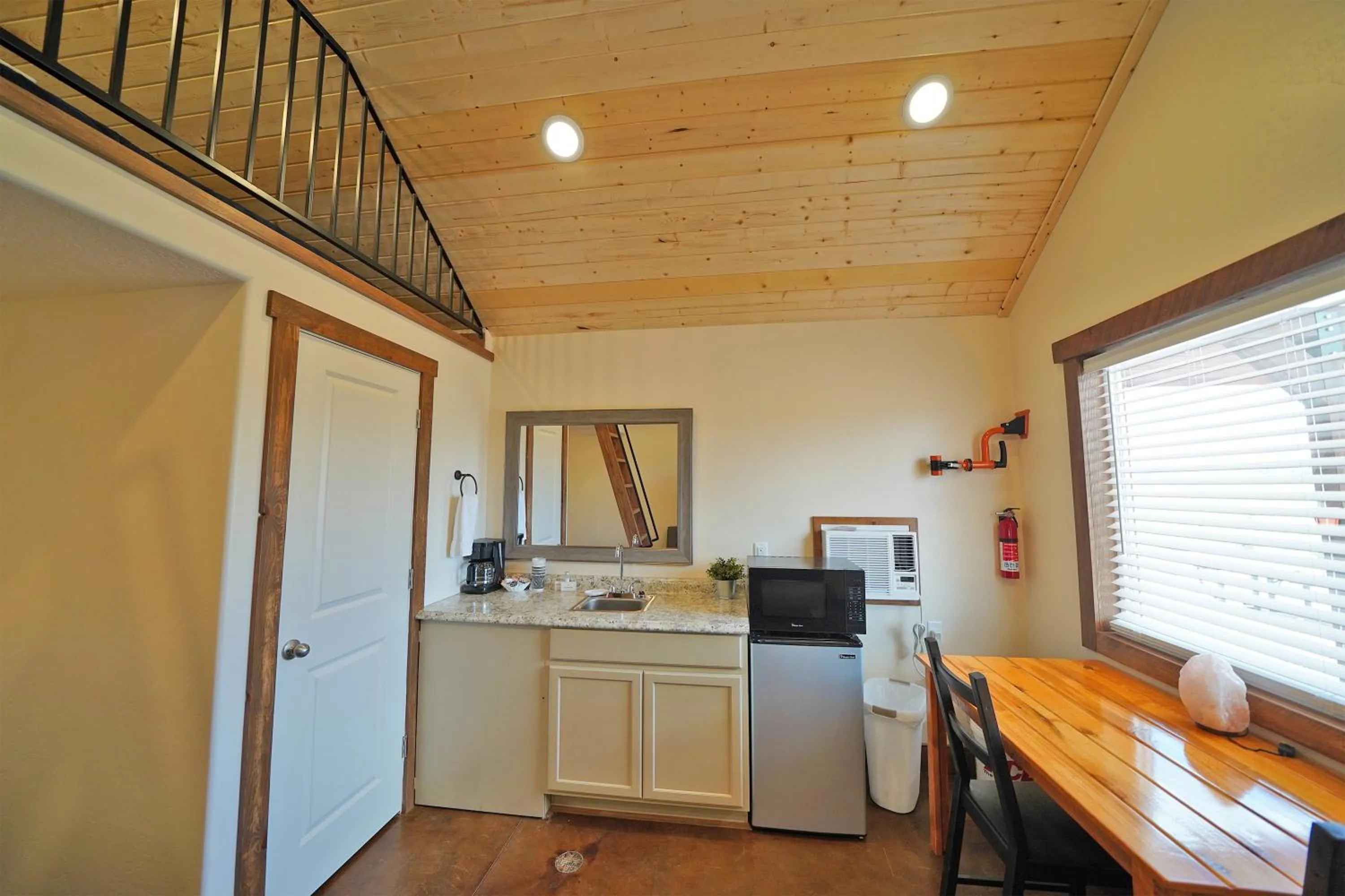 Kitchen or kitchenette in Gooseberry Lodges Zion National Park Area