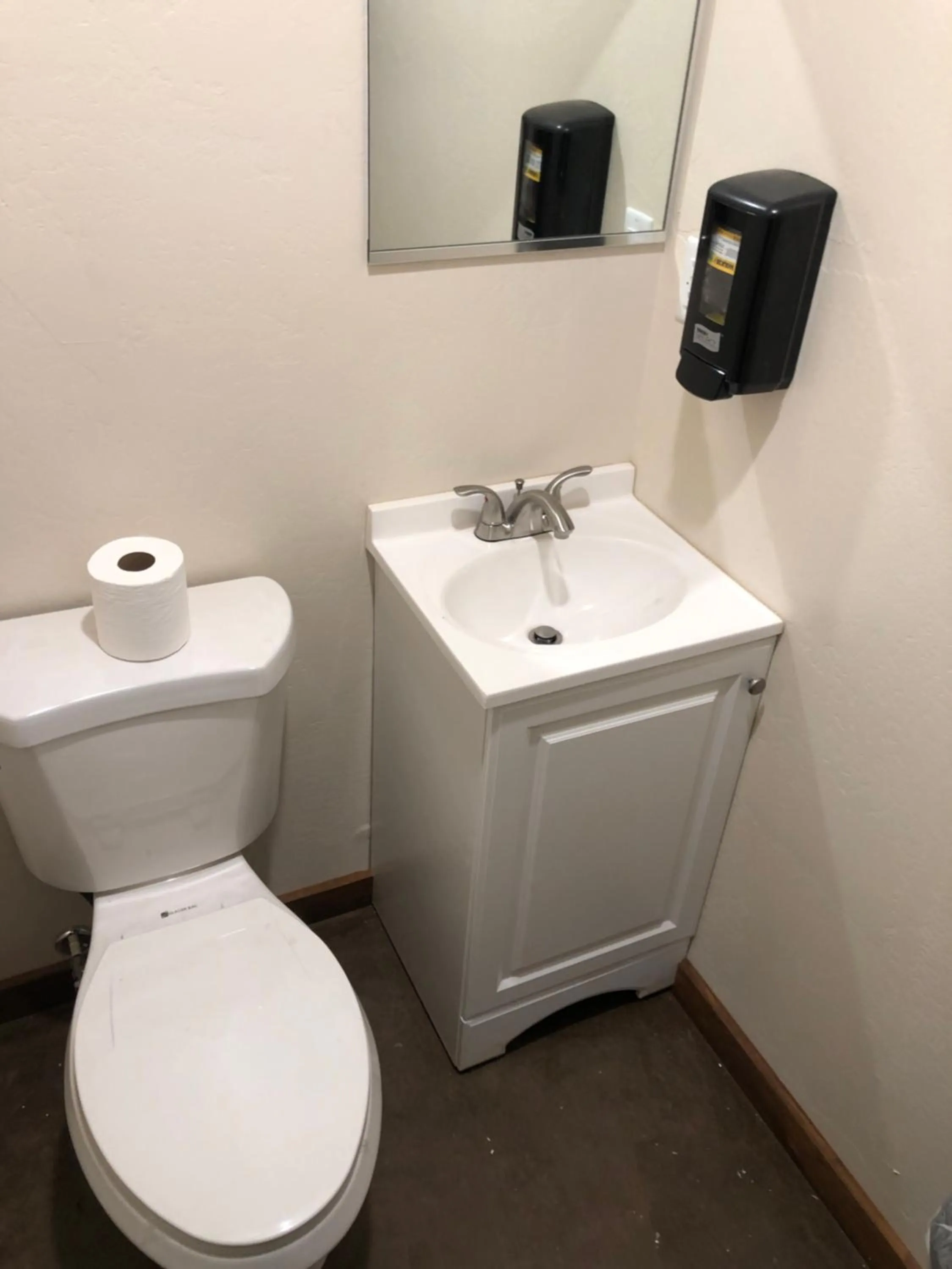 Bathroom in Gooseberry Lodges Zion National Park Area