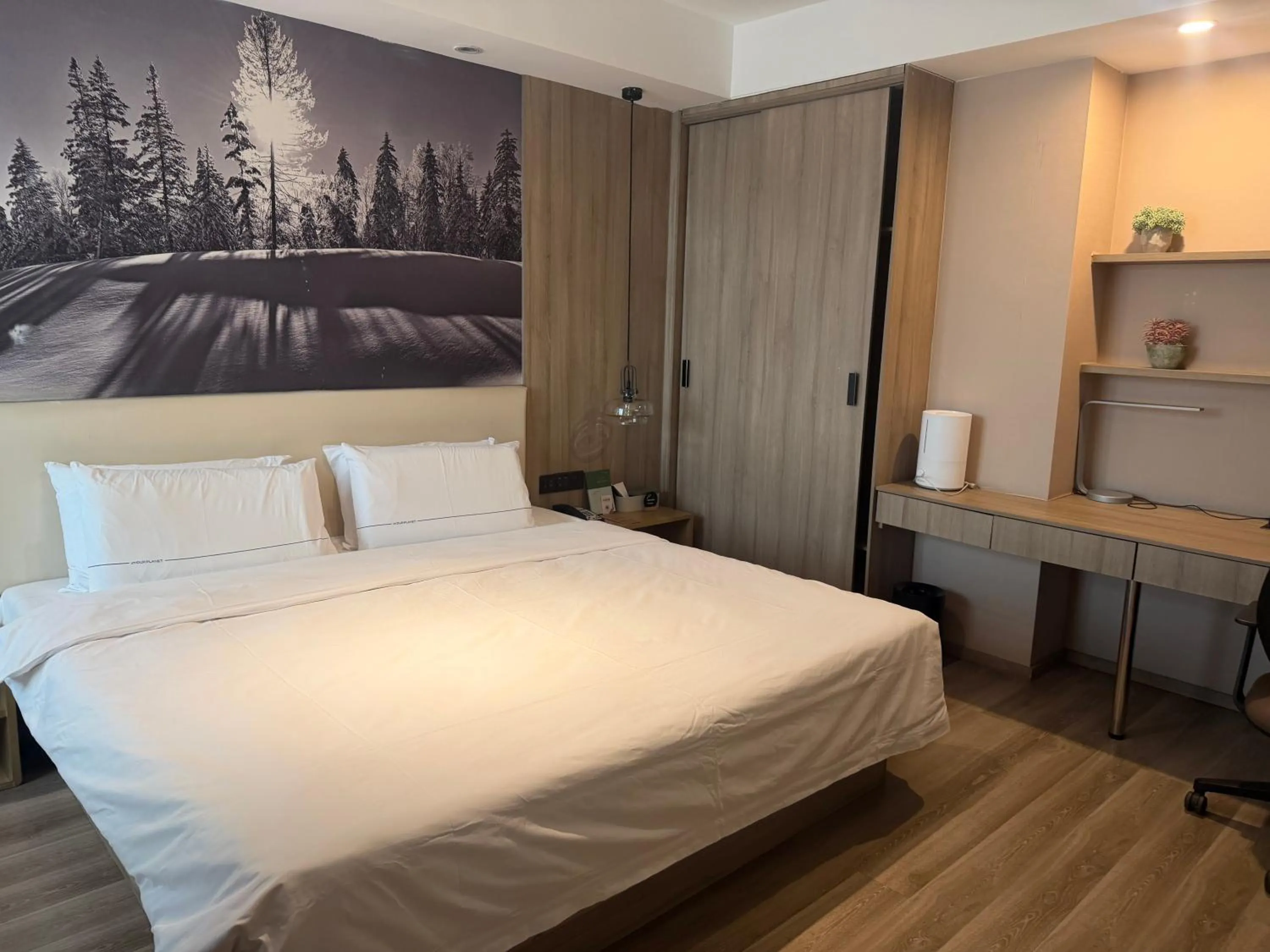 Bedroom, Bed in Atour Harbin Museum Hotel