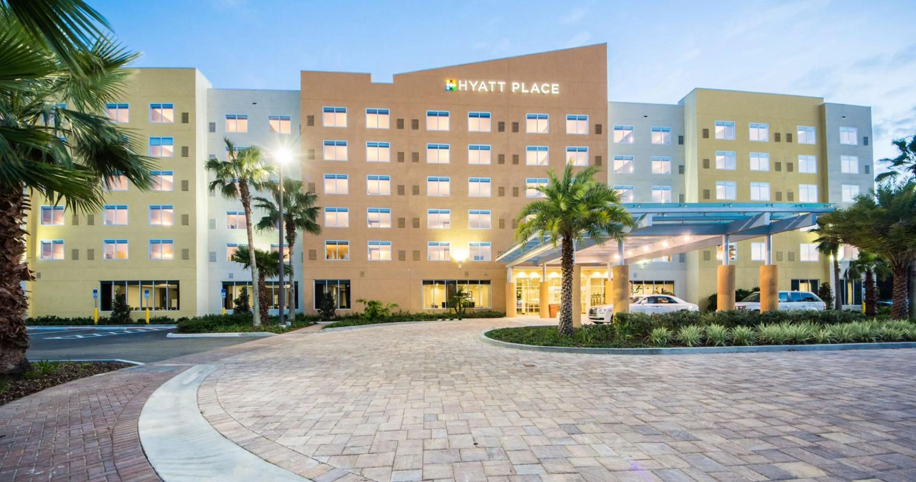 Property building in Hyatt Place Orlando/Lake Buena Vista