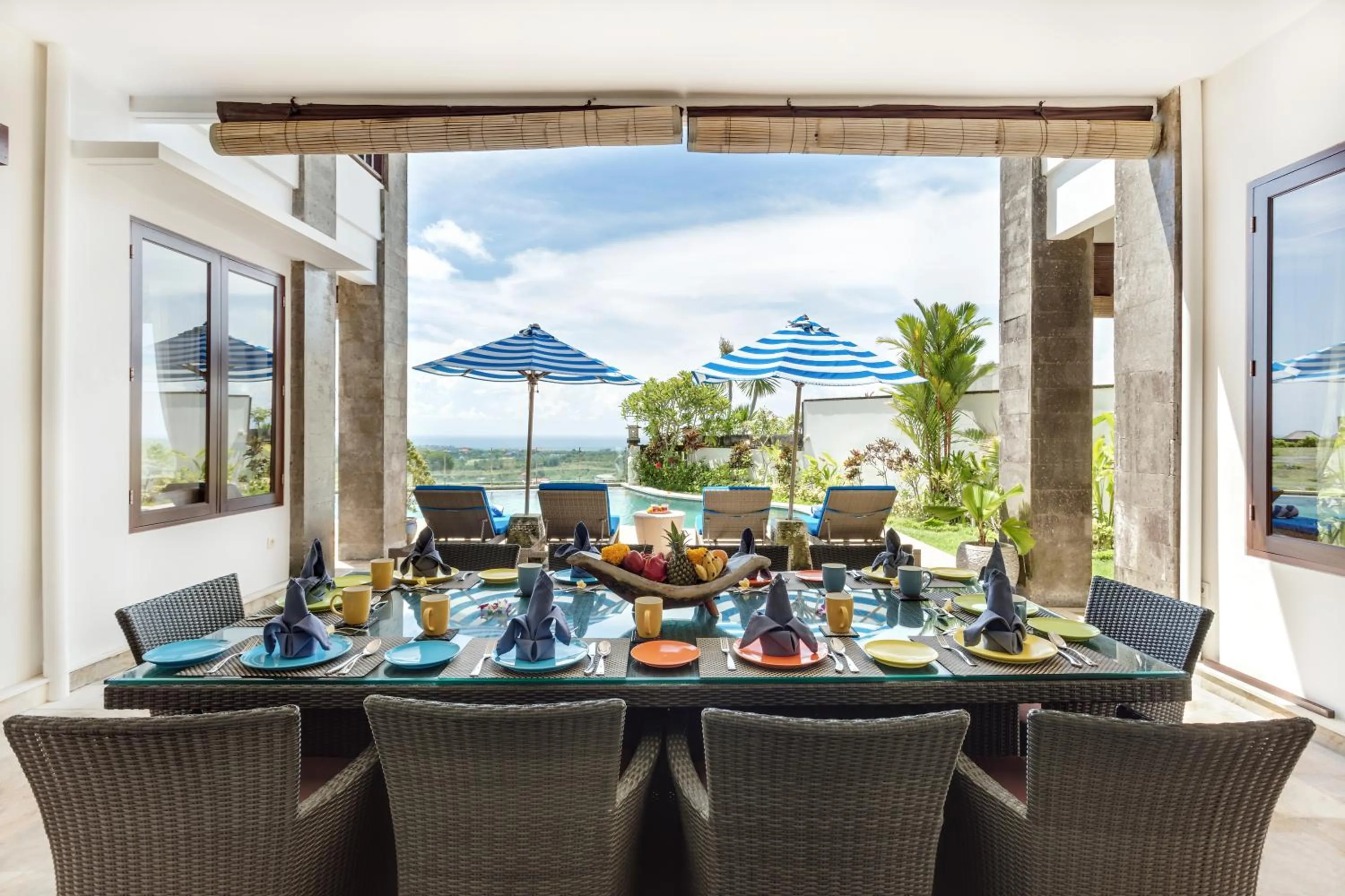 Dining area in Villa Bali Blue