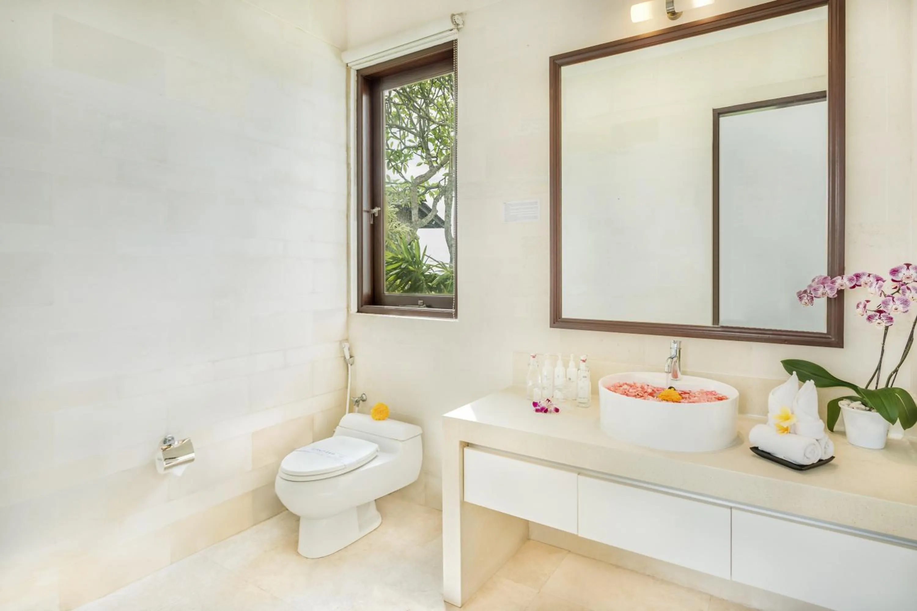 Bathroom in Villa Bali Blue