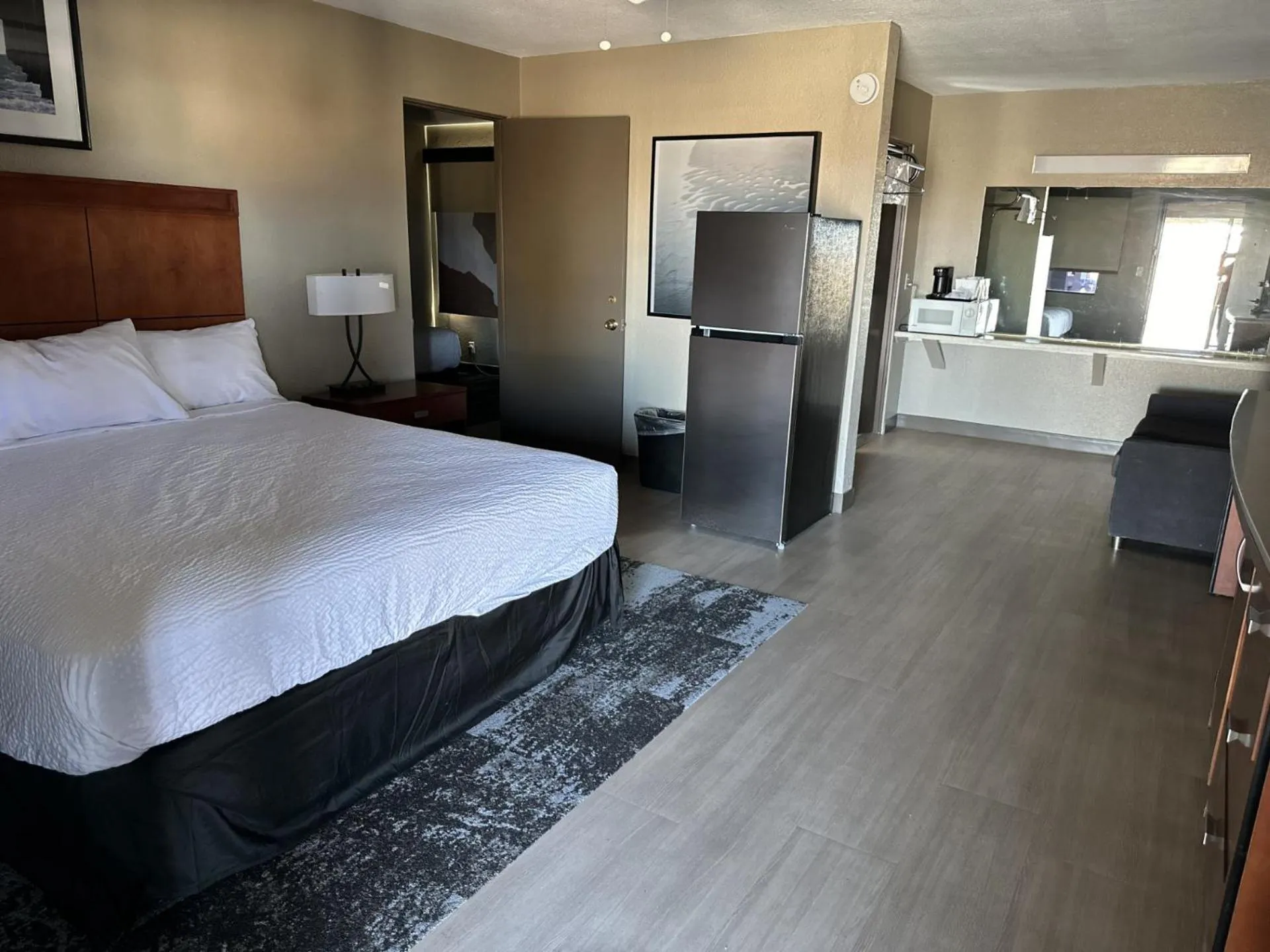 Bed in Travelodge by Wyndham Parker