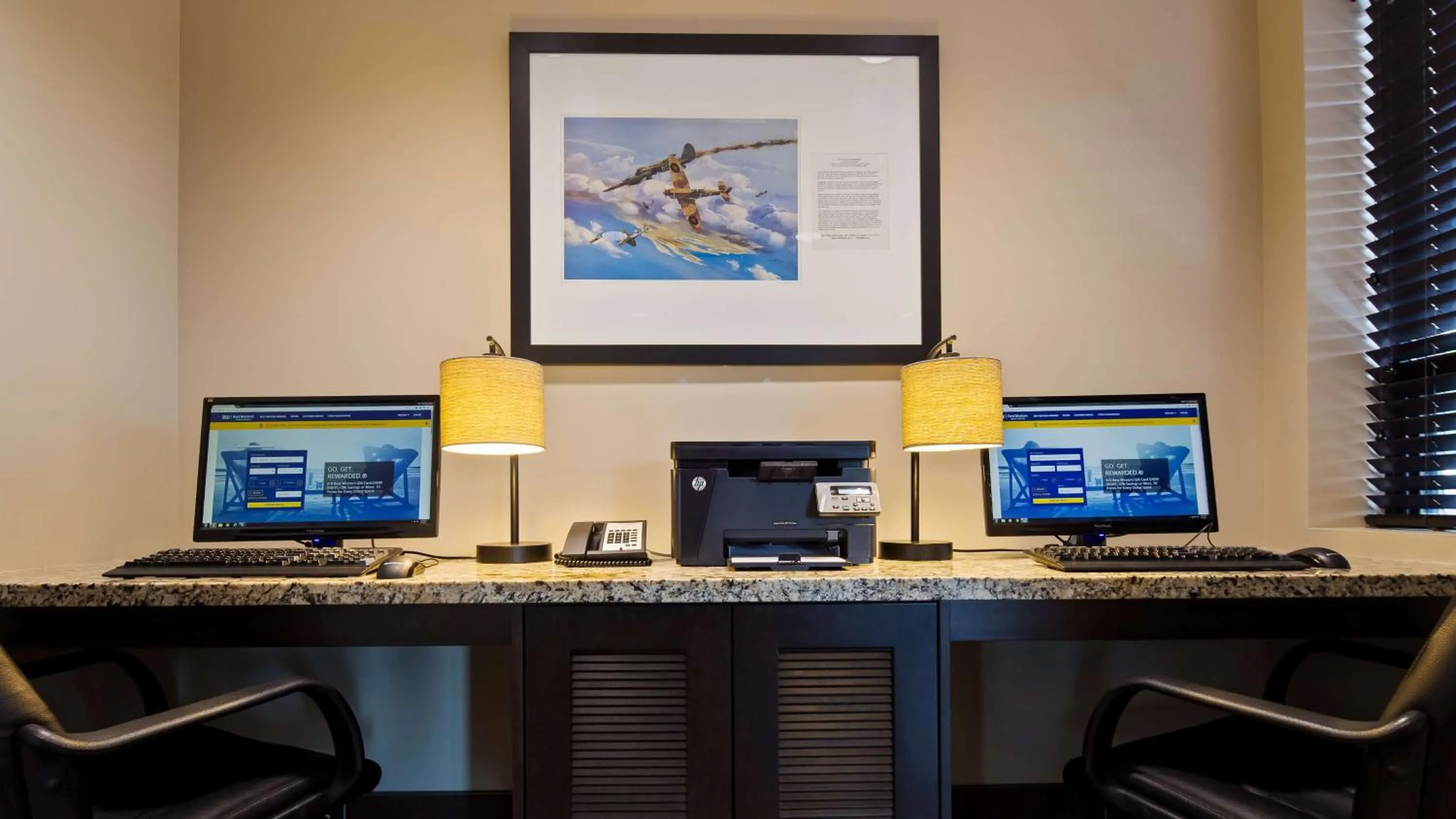 Business facilities in Best Western London Airport Inn & Suites