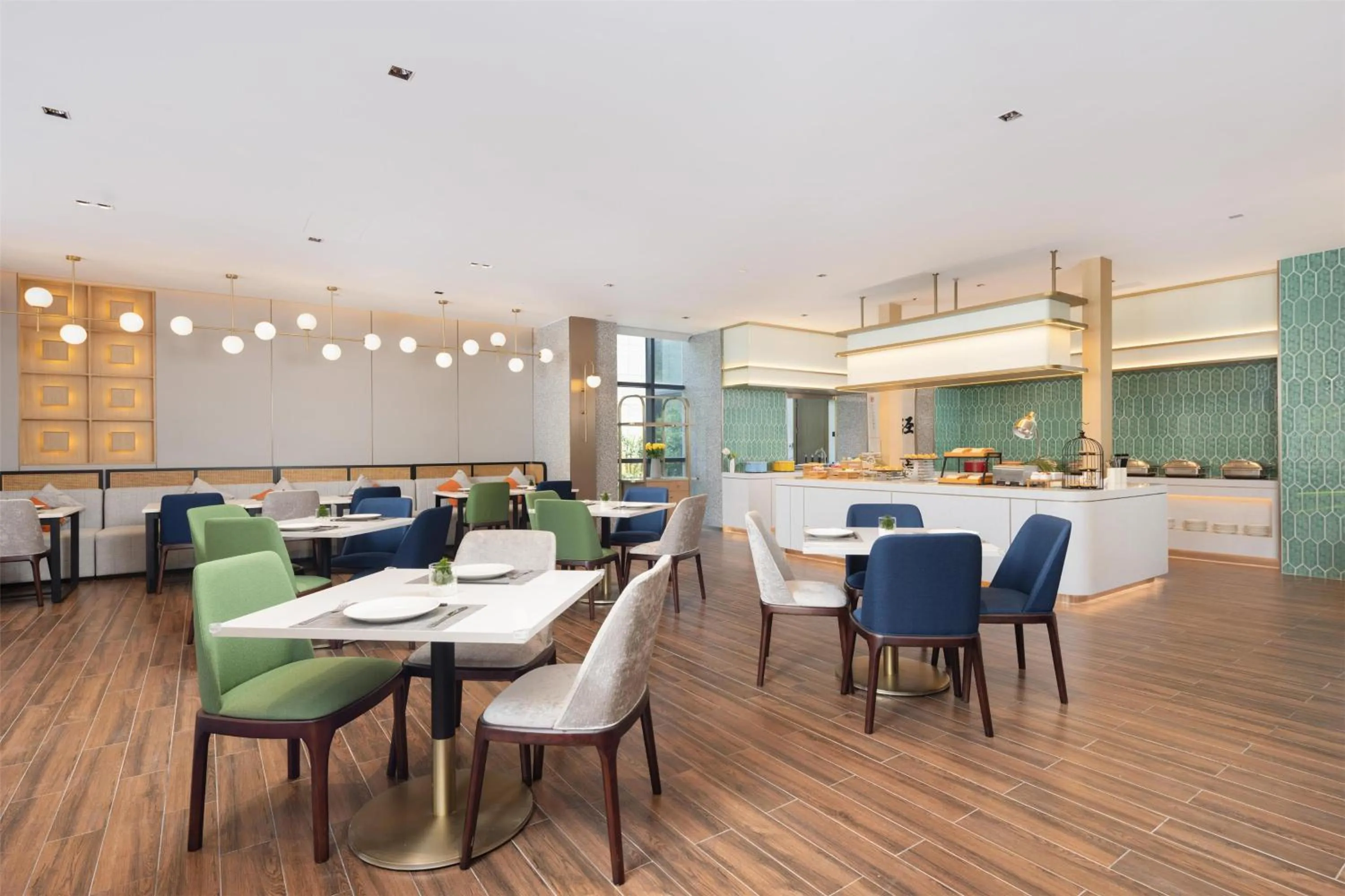 Restaurant/places to eat in Hilton Garden Inn Zhuji East