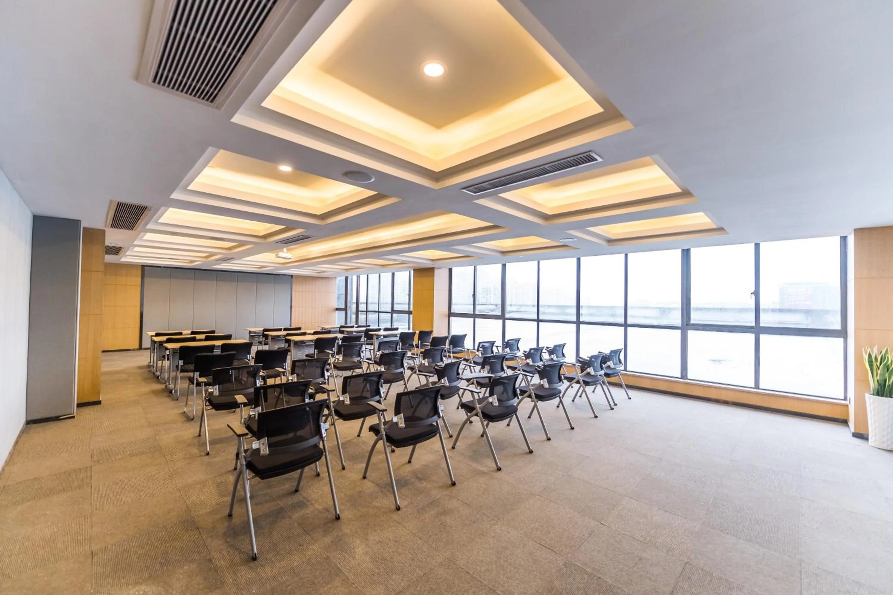 Hilton Garden Inn Zhuji East