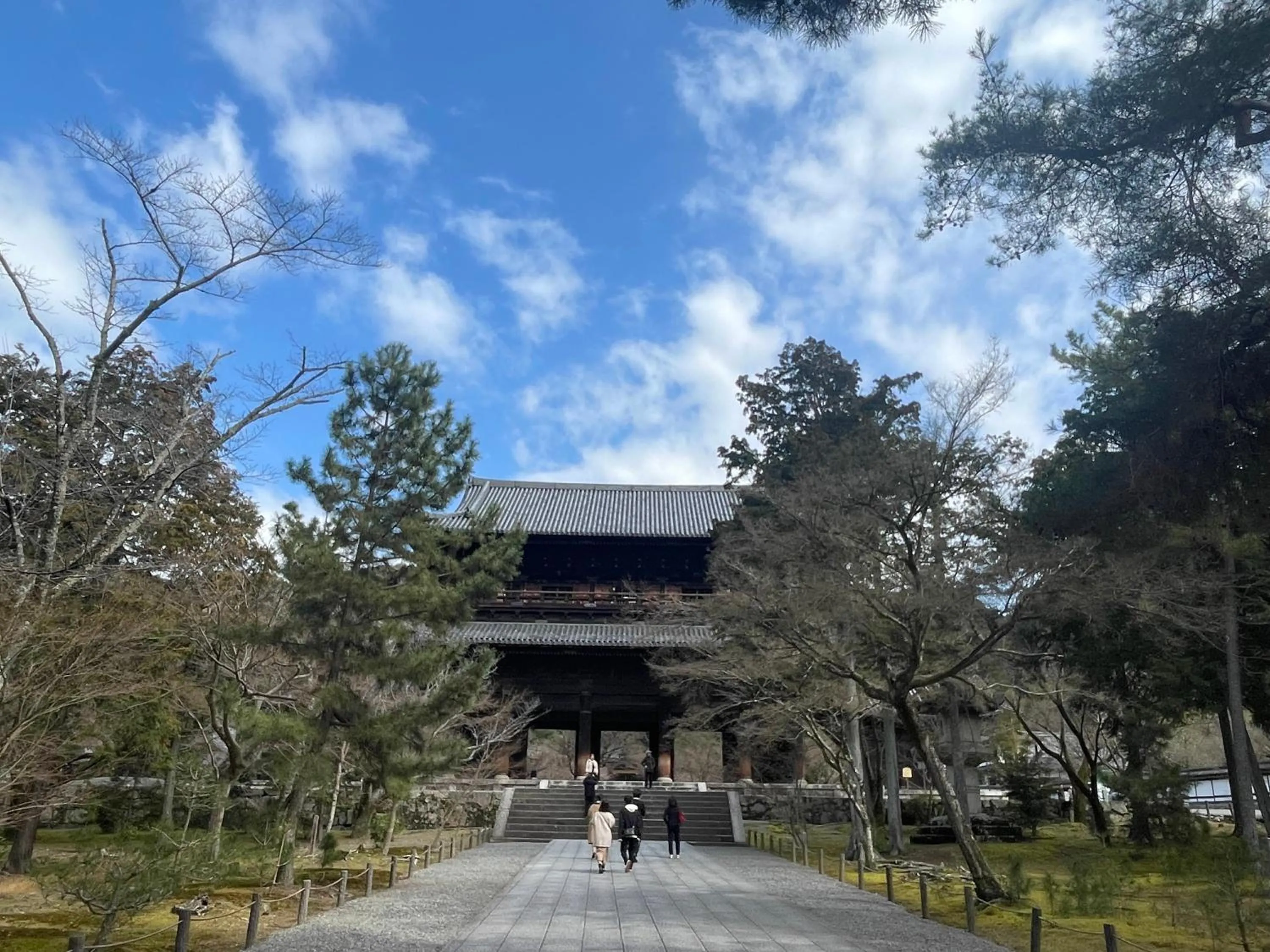 Nearby landmark in HOTEL AMANEK Kyoto Kawaramachi Gojo