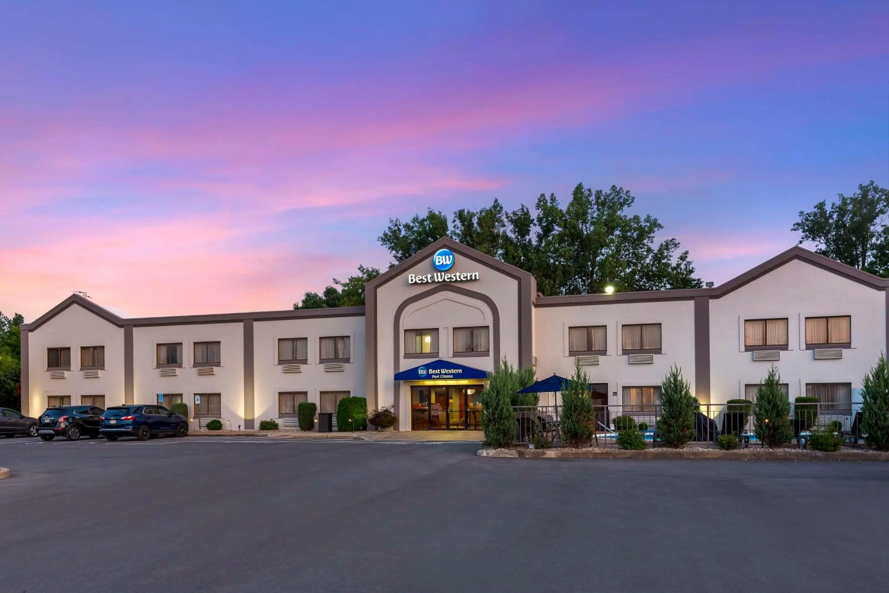 Property building in Best Western Port Clinton