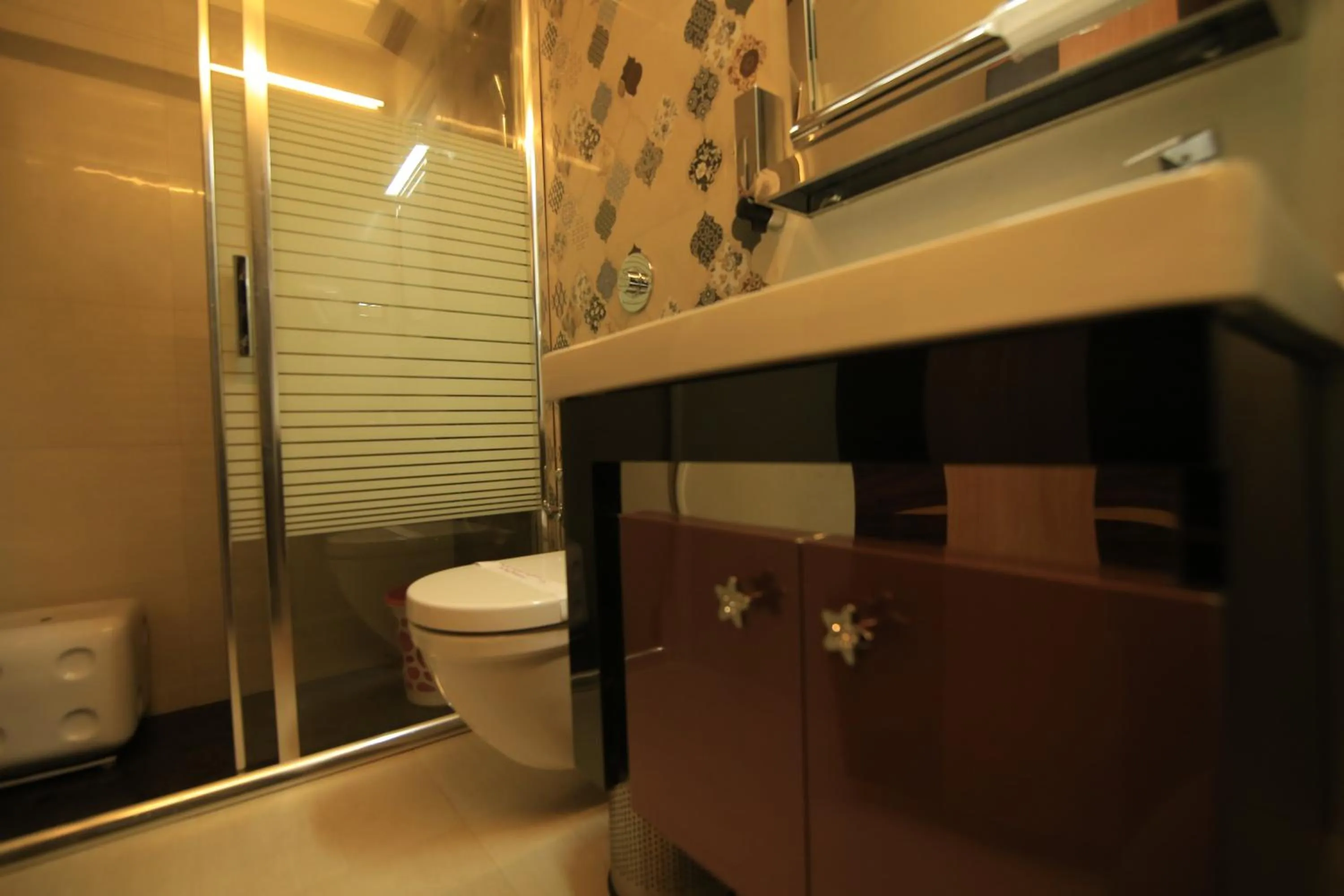 Bathroom in Beverly villa