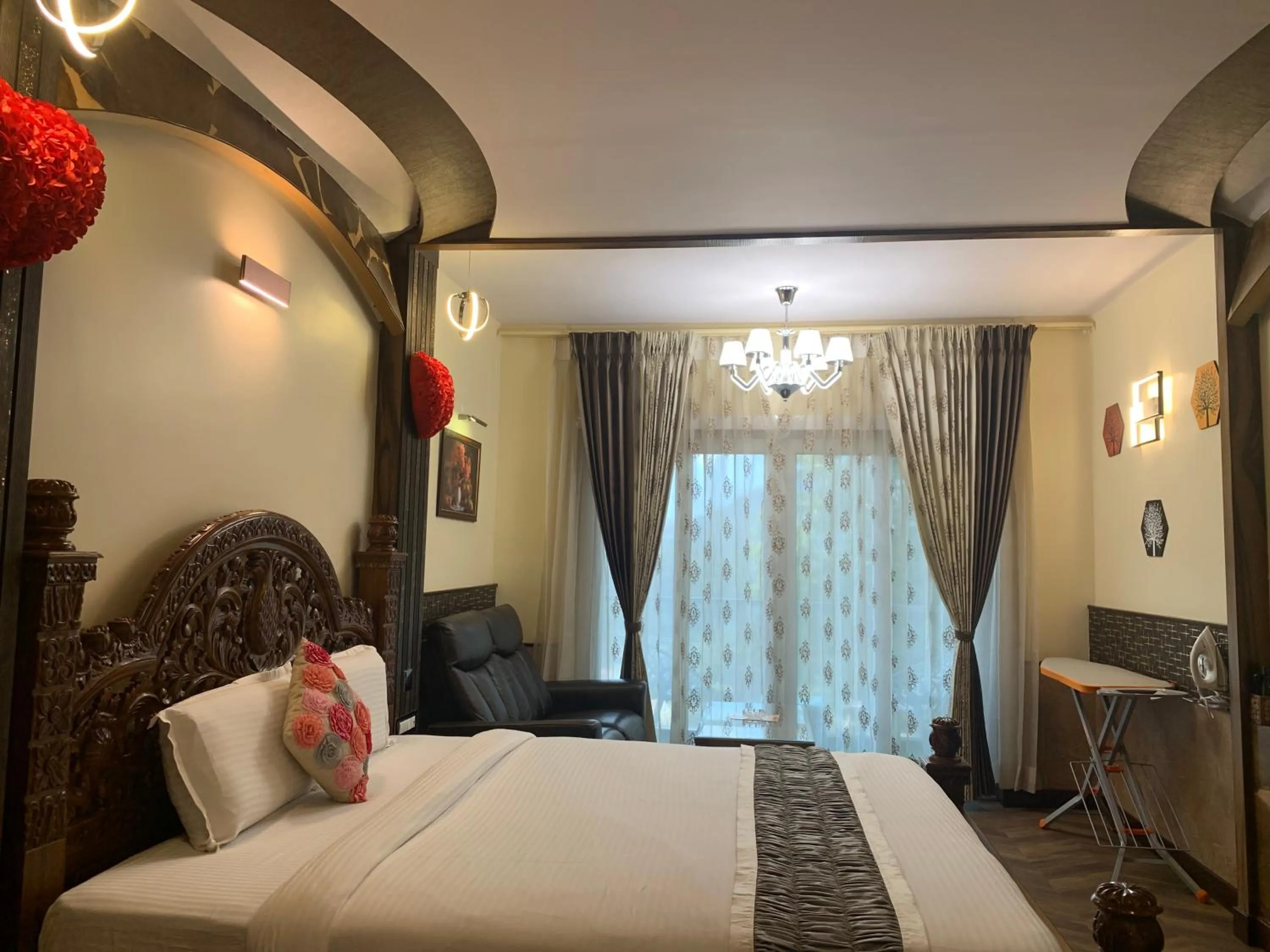 Bed in Beverly villa