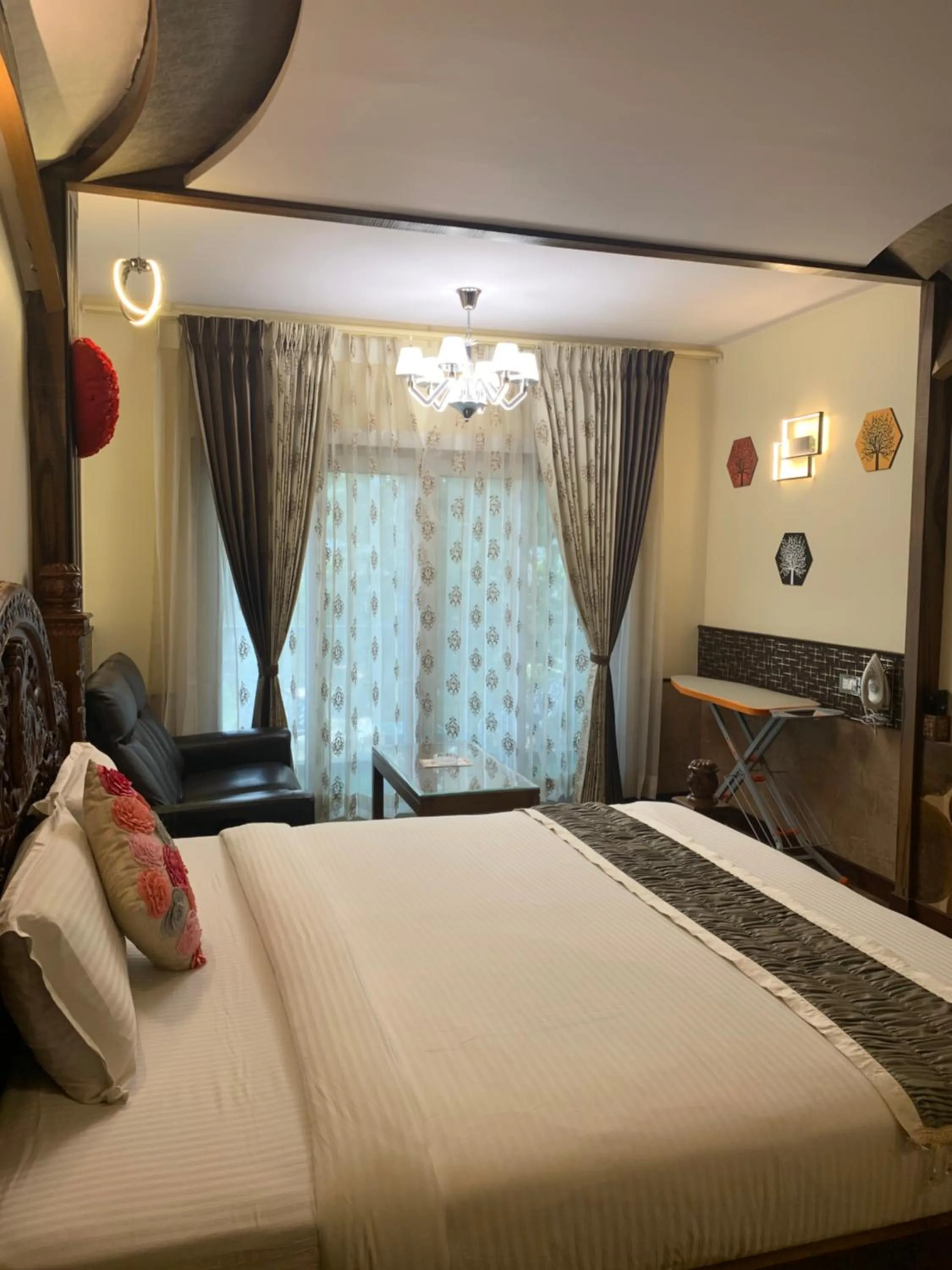 Bed in Beverly villa