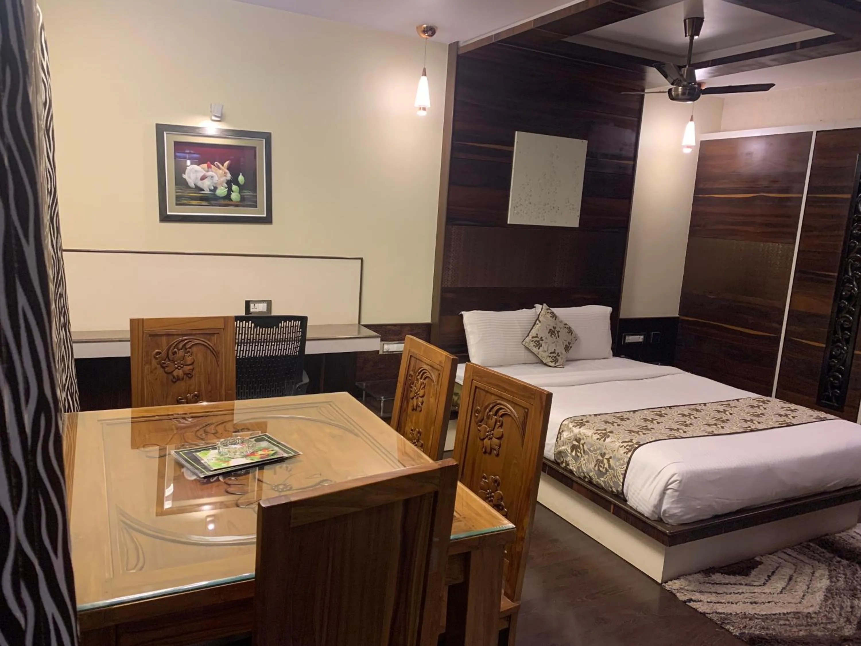 Bed in Beverly villa