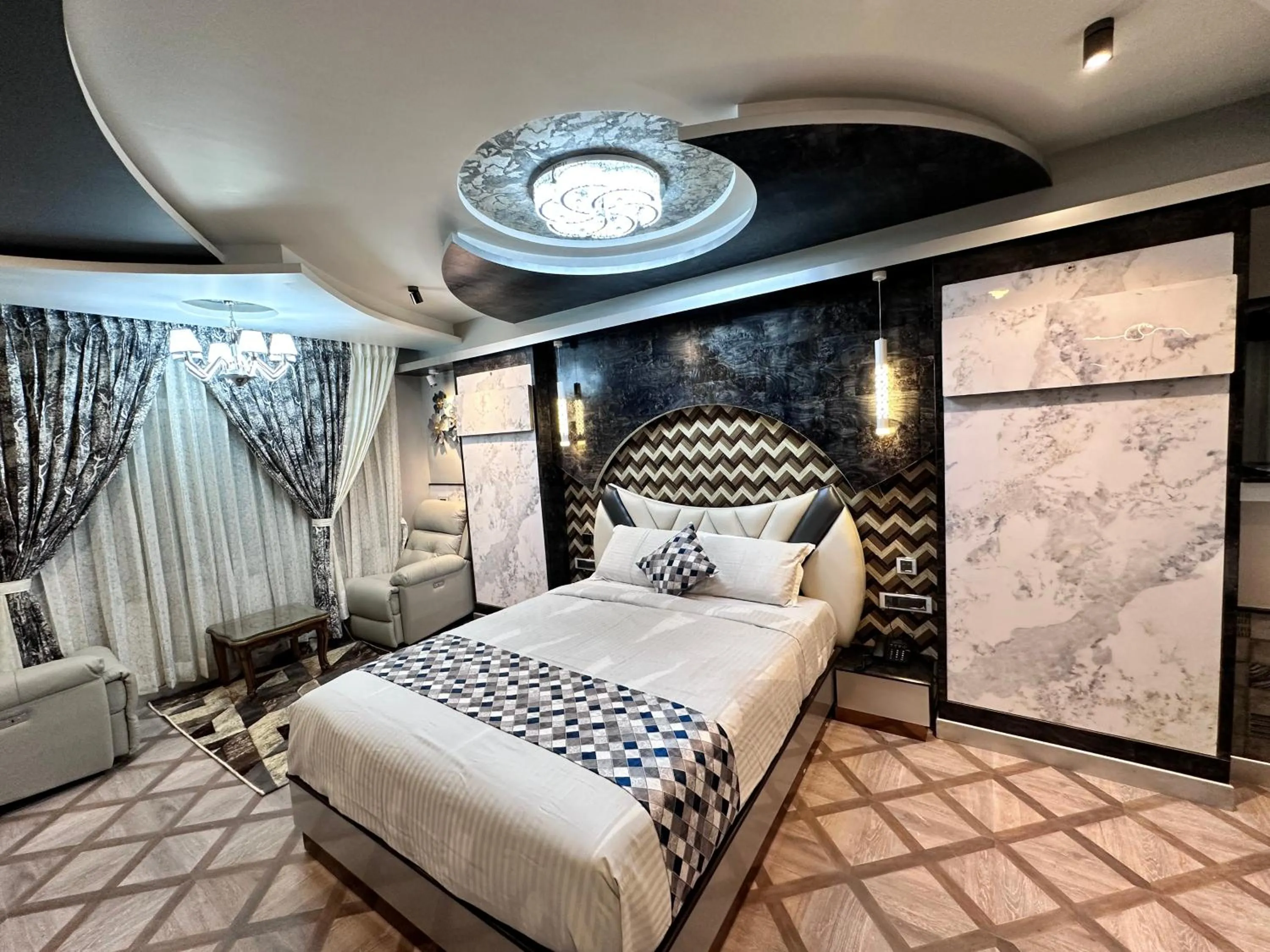 Bed in Beverly villa