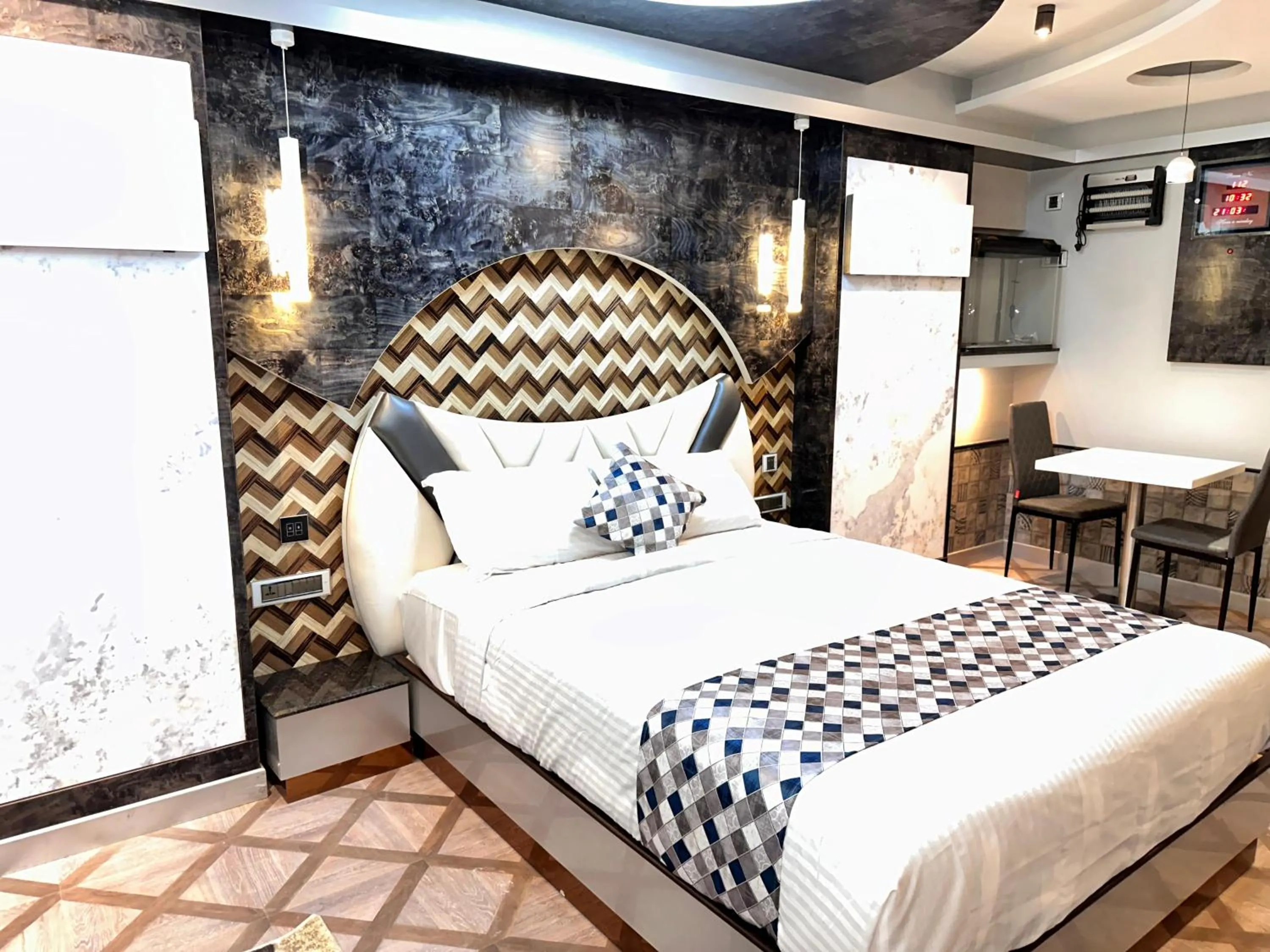 Bed in Beverly villa