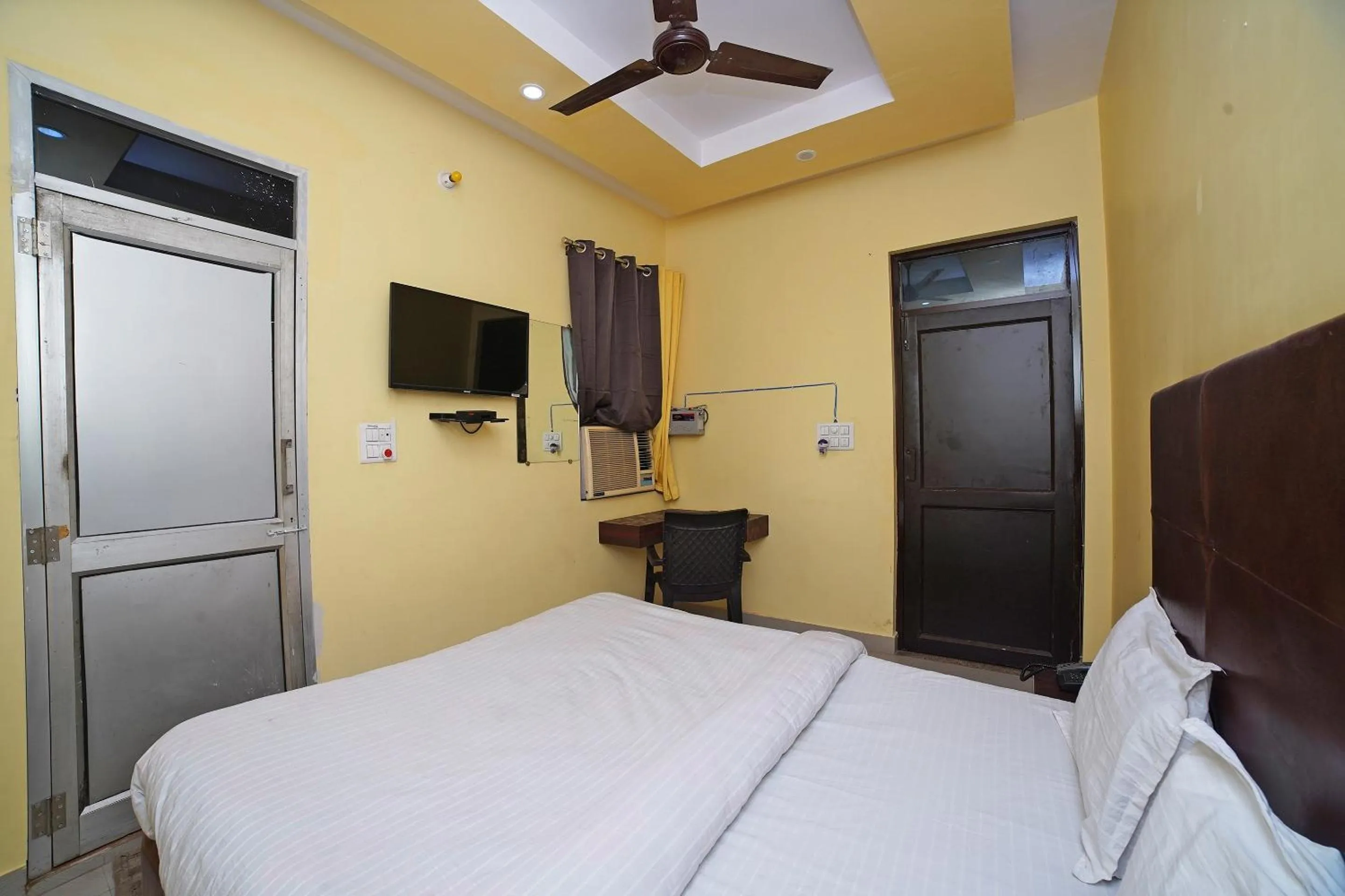 Bedroom, Bed in Hotel O Rama Palace