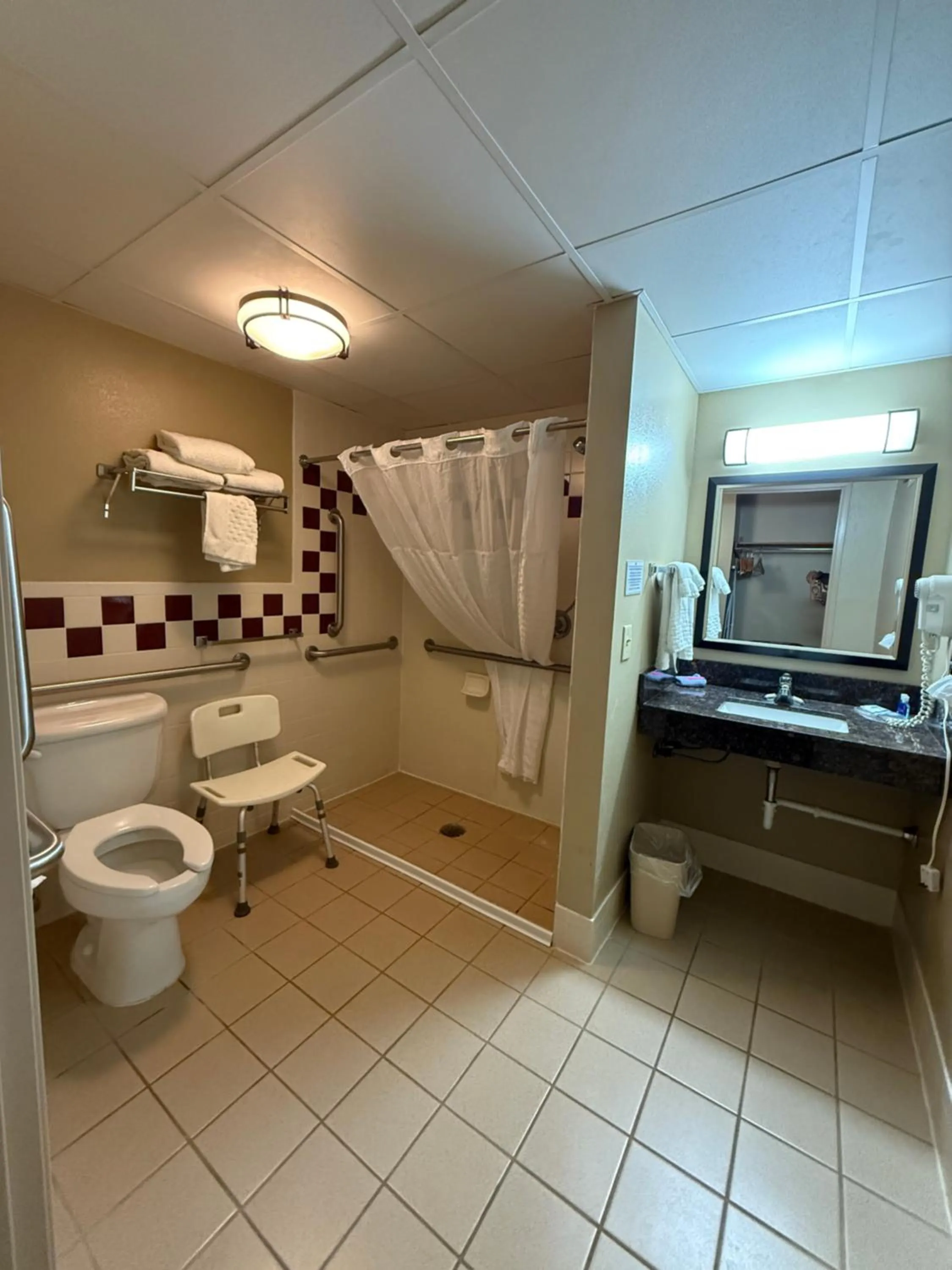 Shower in Rodeway Inn Hesston