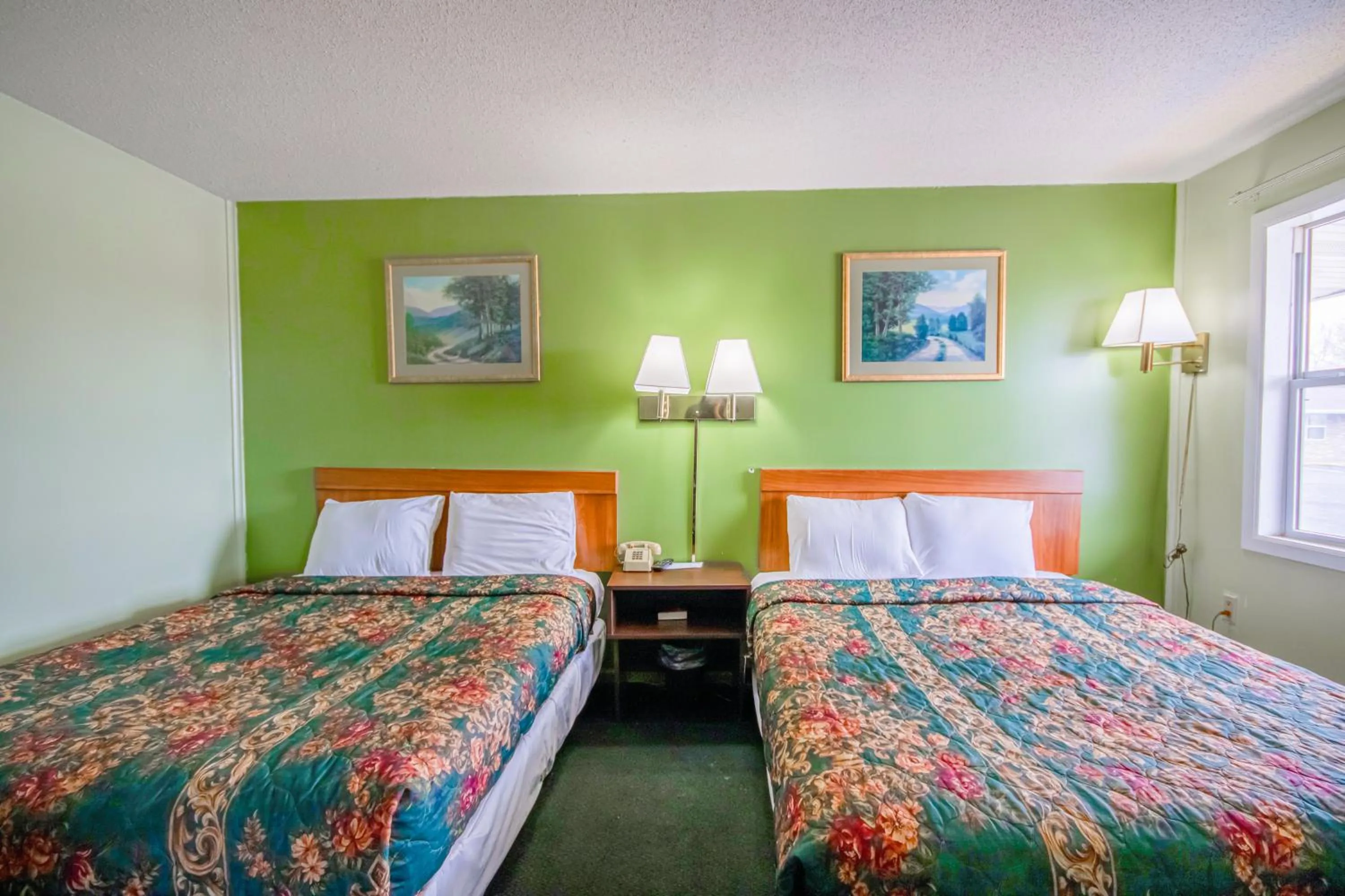 Bedroom, Bed in OYO Travelier Motel