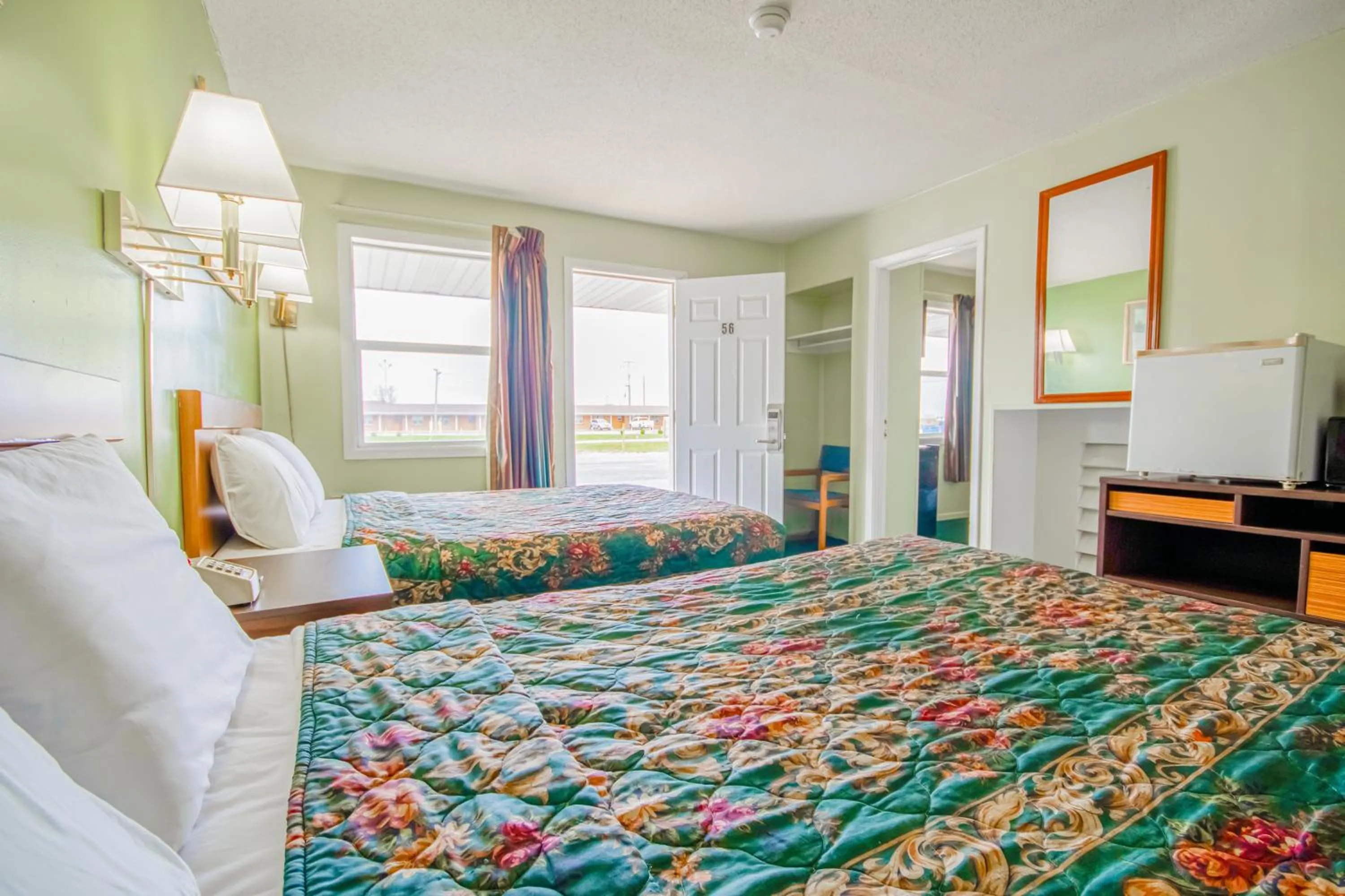 Bedroom, Bed in OYO Travelier Motel