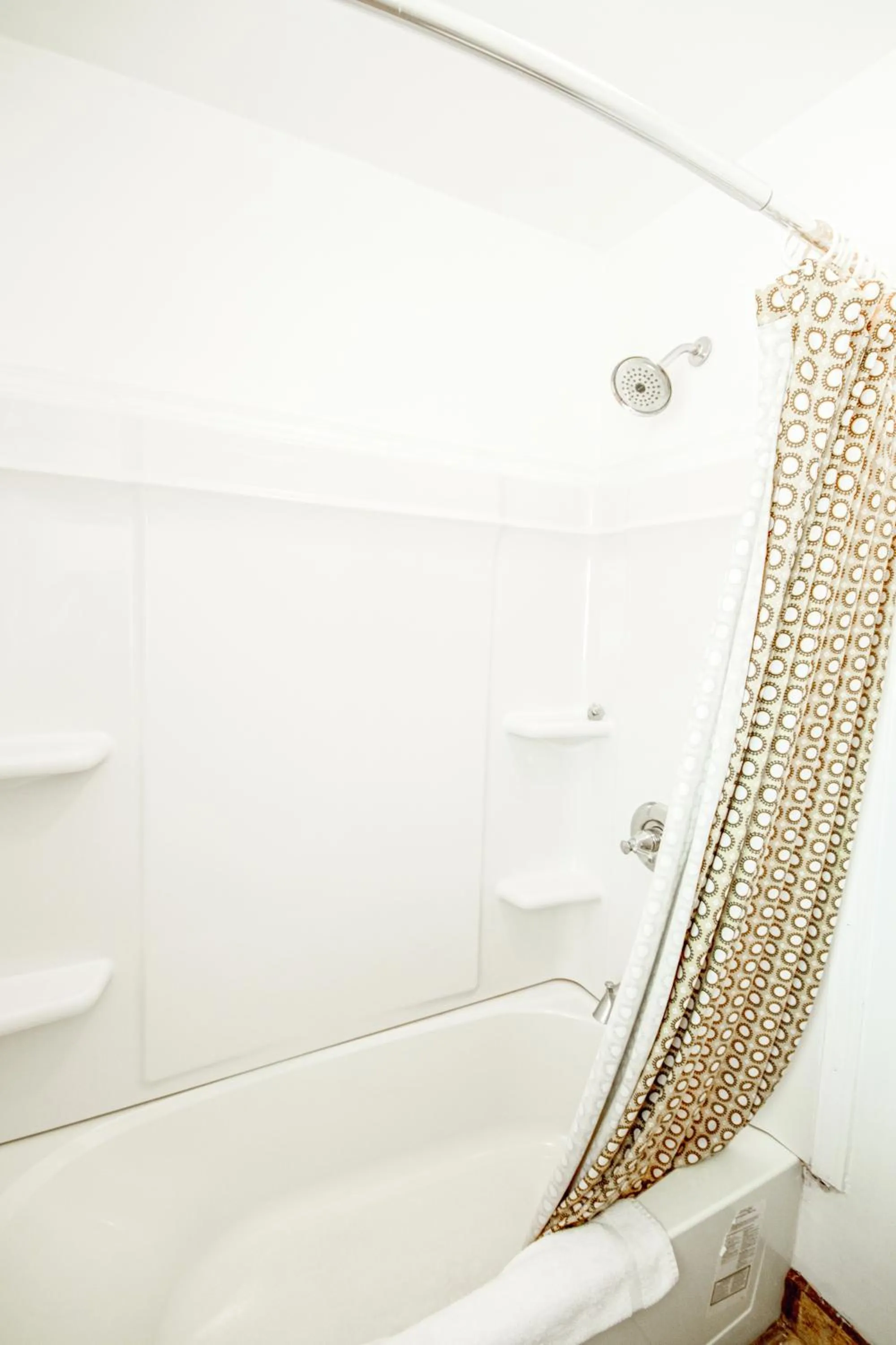 Bathroom in OYO Travelier Motel