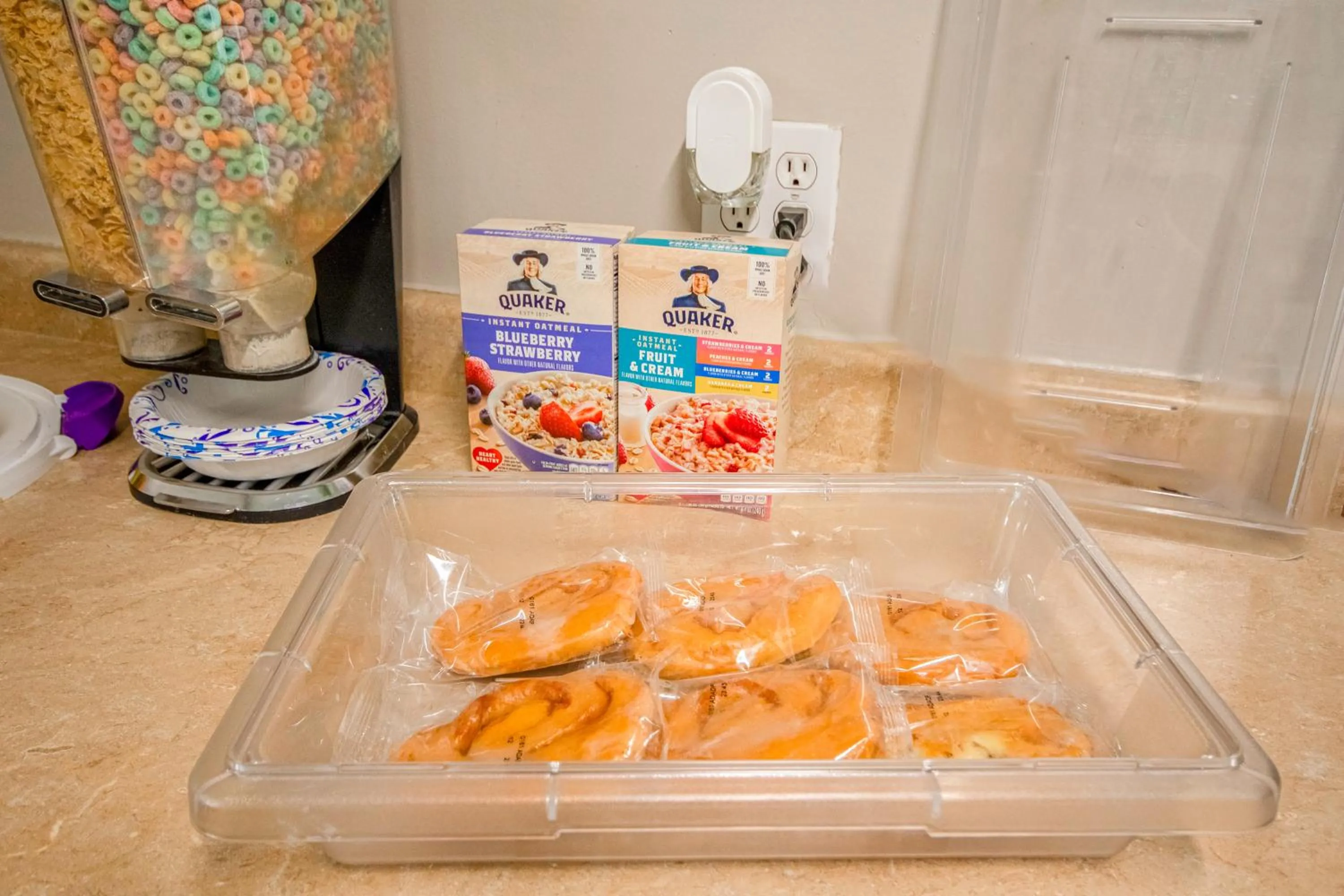 Breakfast in OYO Travelier Motel