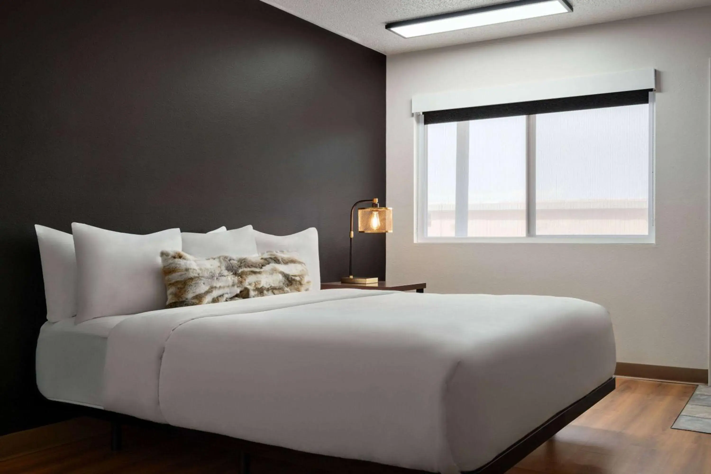 King Room - Mobility Access/Non-Smoking in Travelodge by Wyndham Wall King Room - Mobility Access/Non-Smoking in Travelodge by Wyndham Wall