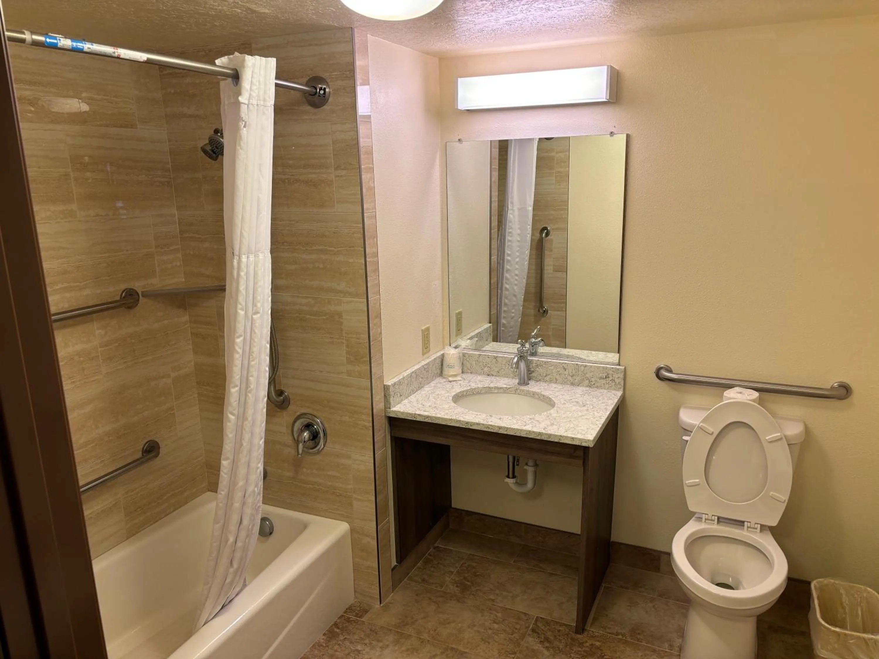 Super 8 by Wyndham Rexburg