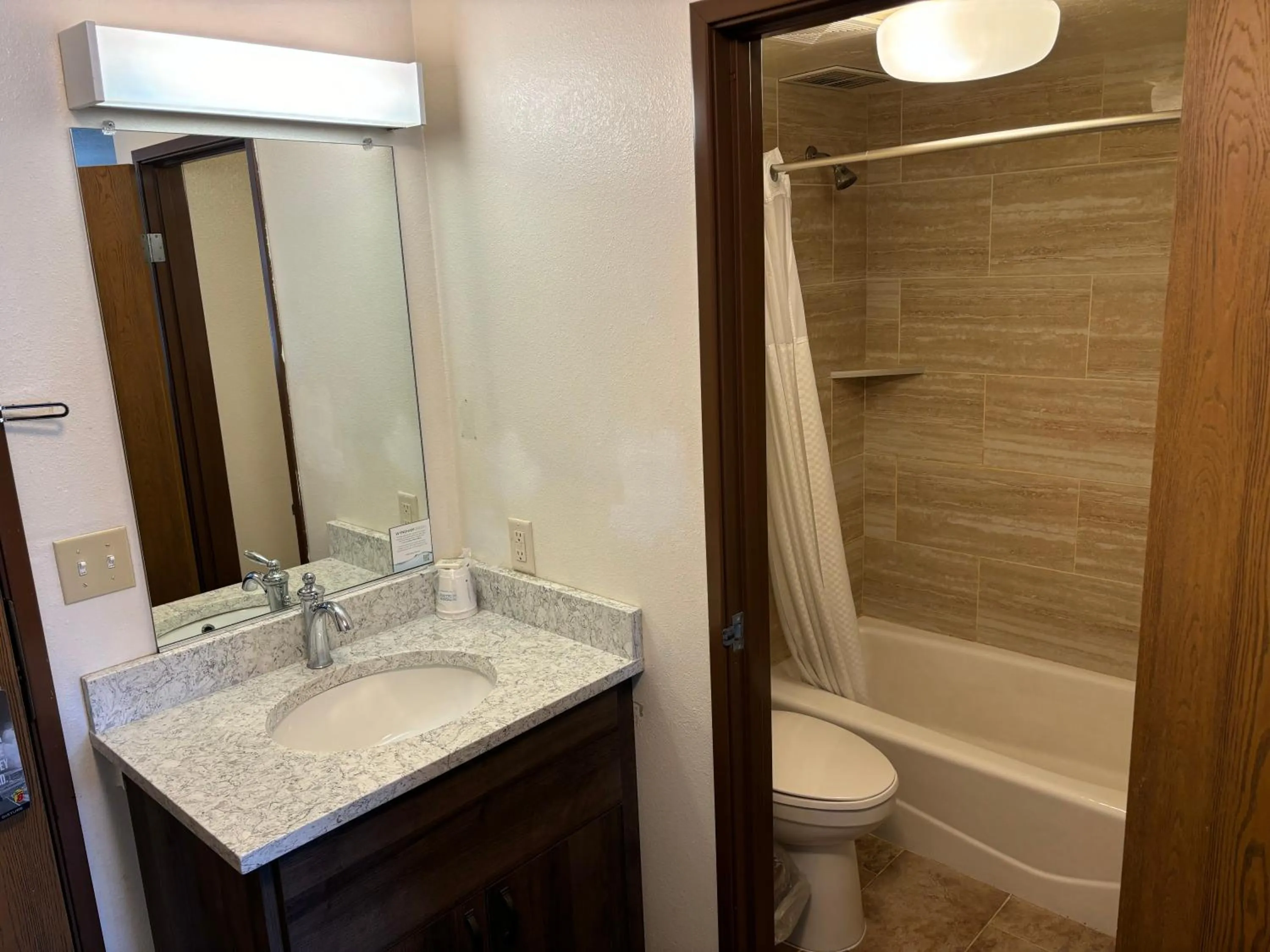 Super 8 by Wyndham Rexburg