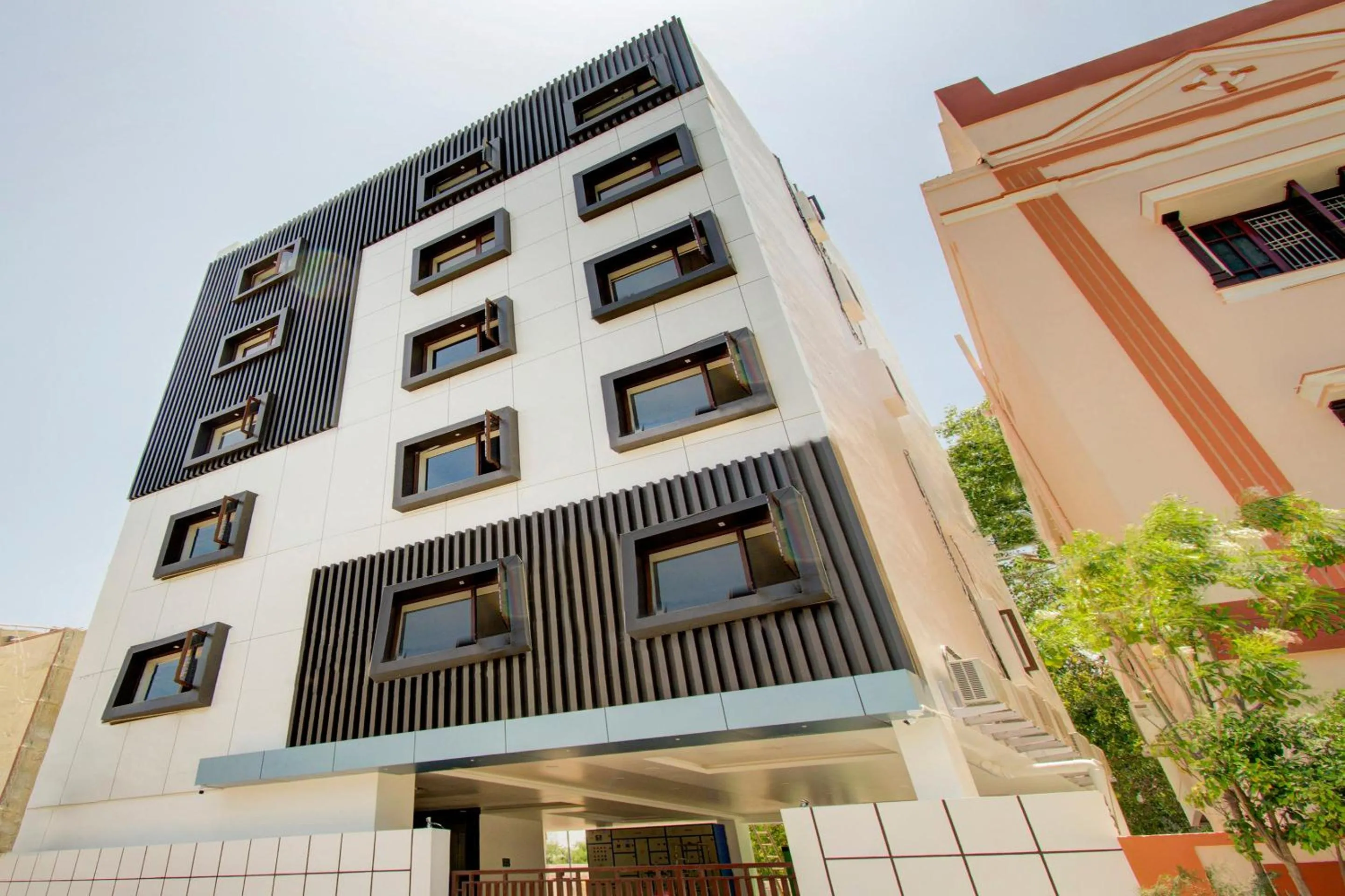 Facade/entrance in Super Capital O V Hotel