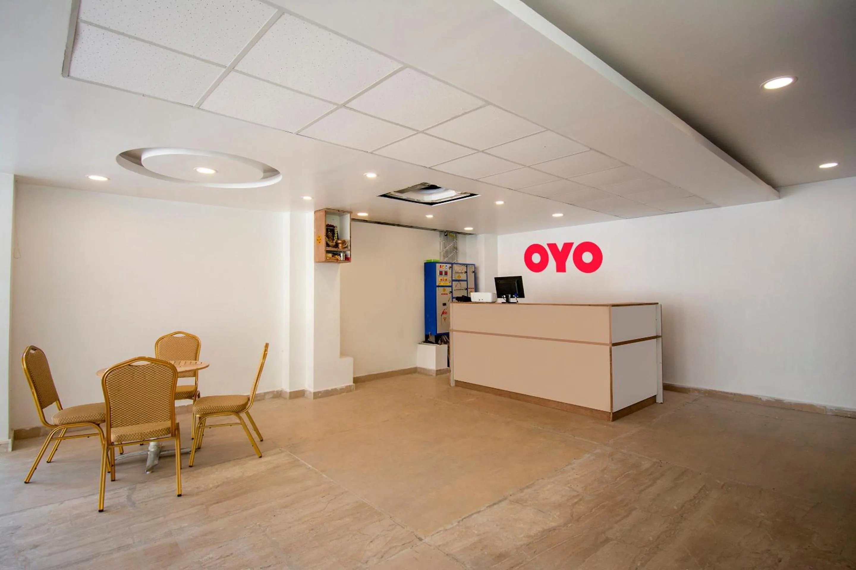 Lobby or reception in Super Capital O V Hotel