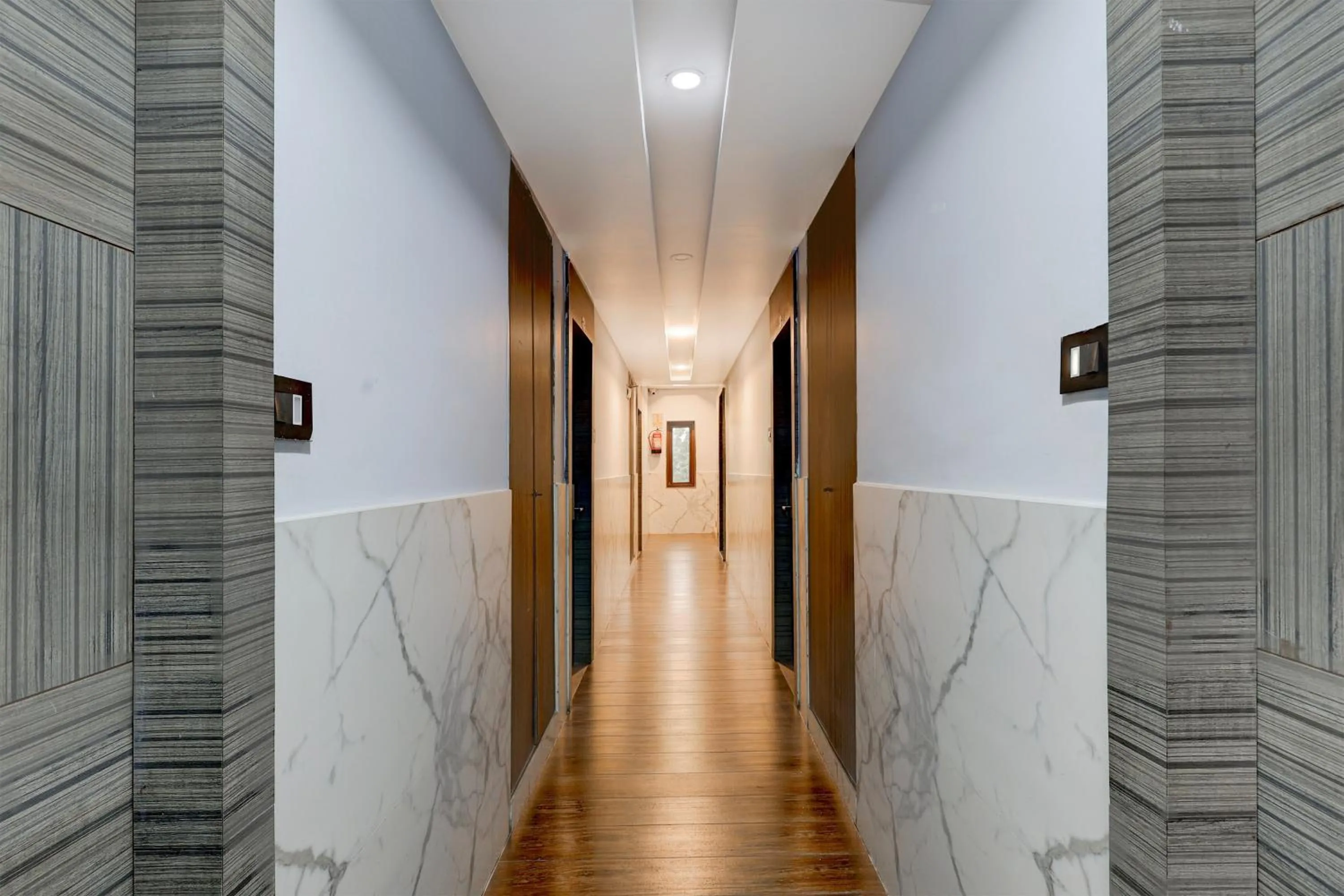 Lobby or reception in Super Townhouse V Hotel