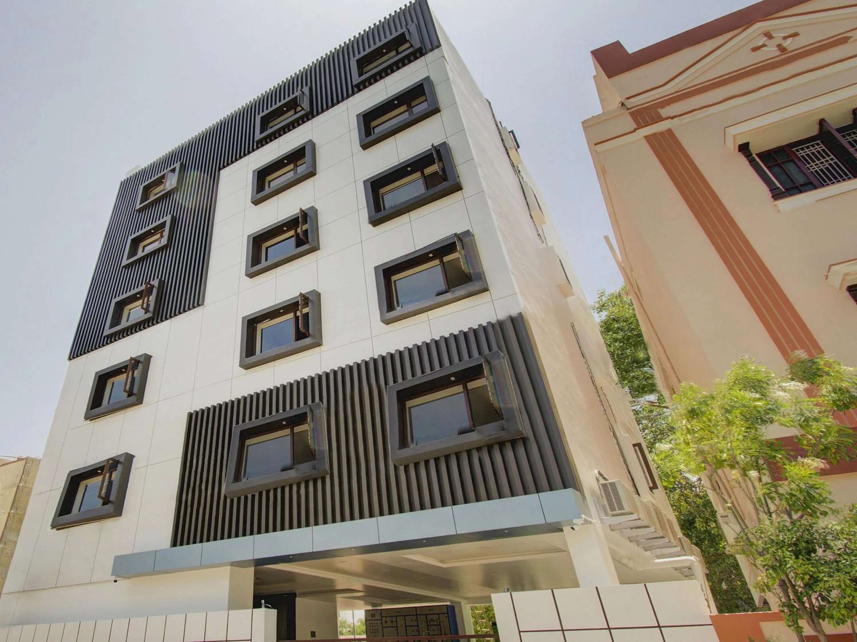 Facade/entrance in Super Capital O V Hotel