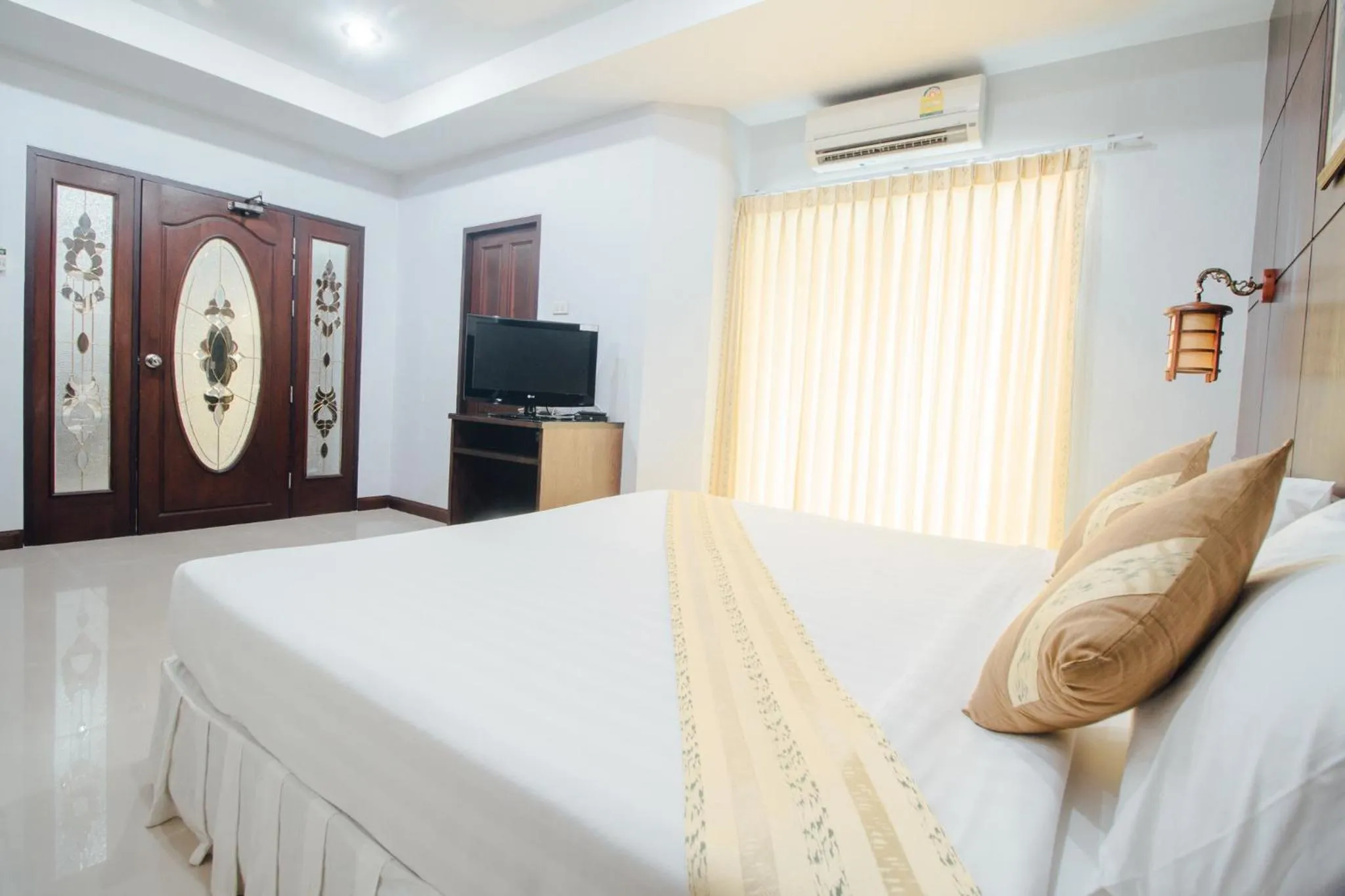 Bed in Iyara Hua Hin Lodge