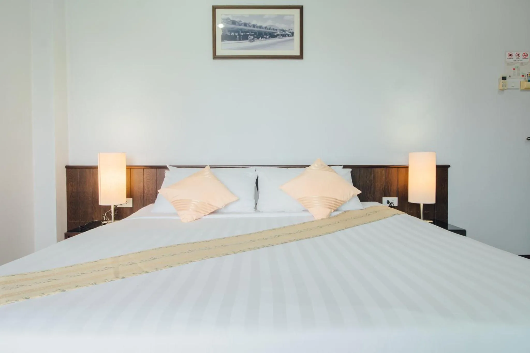 Bed in Iyara Hua Hin Lodge