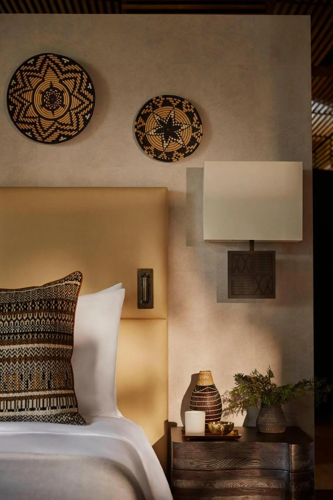 Photo of the whole room, Bed in One&Only Gorilla's Nest