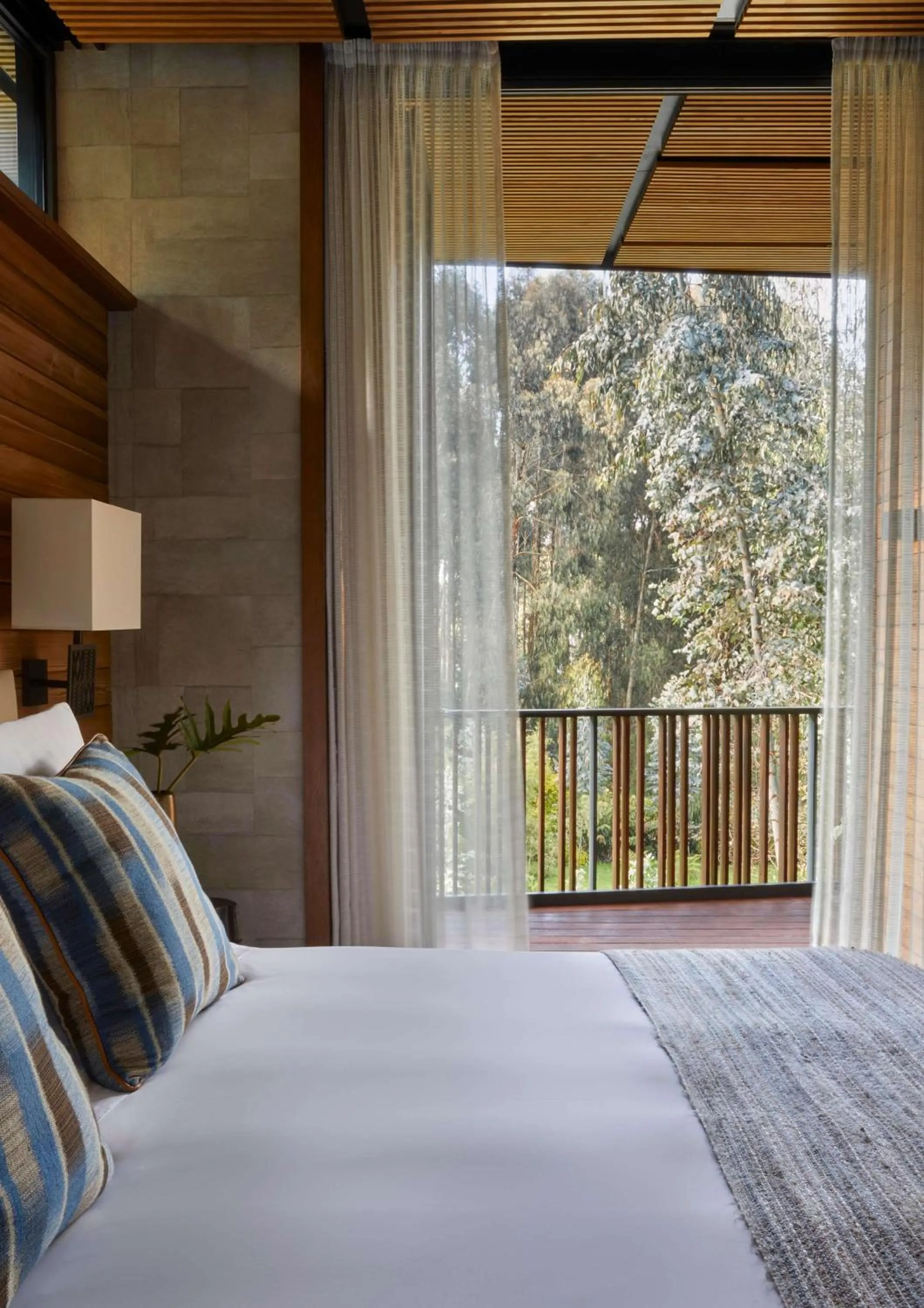 View (from property/room), Bed in One&Only Gorilla's Nest